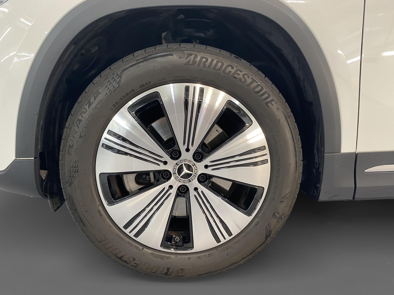 MERCEDES-BENZ EQA 350 4Matic-image-5
