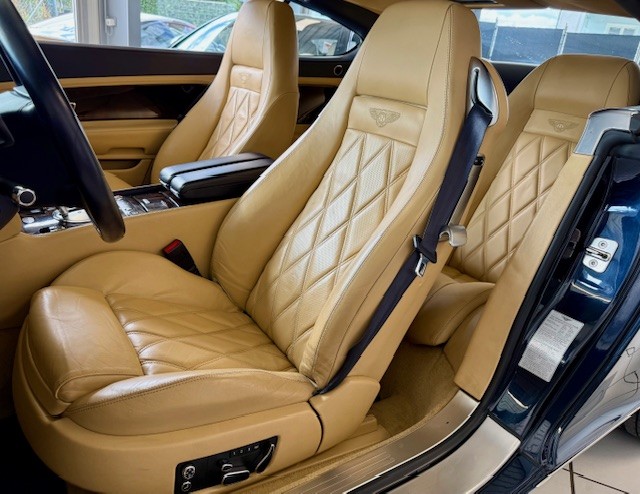 BENTLEY Continental GT 6.0-image-13