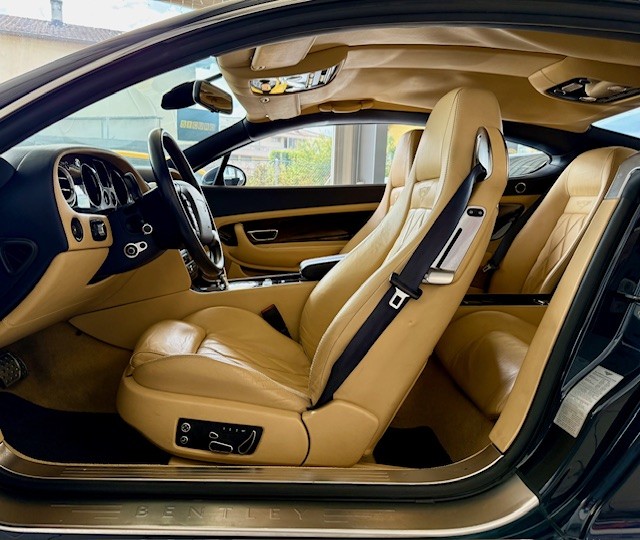 BENTLEY Continental GT 6.0-image-11