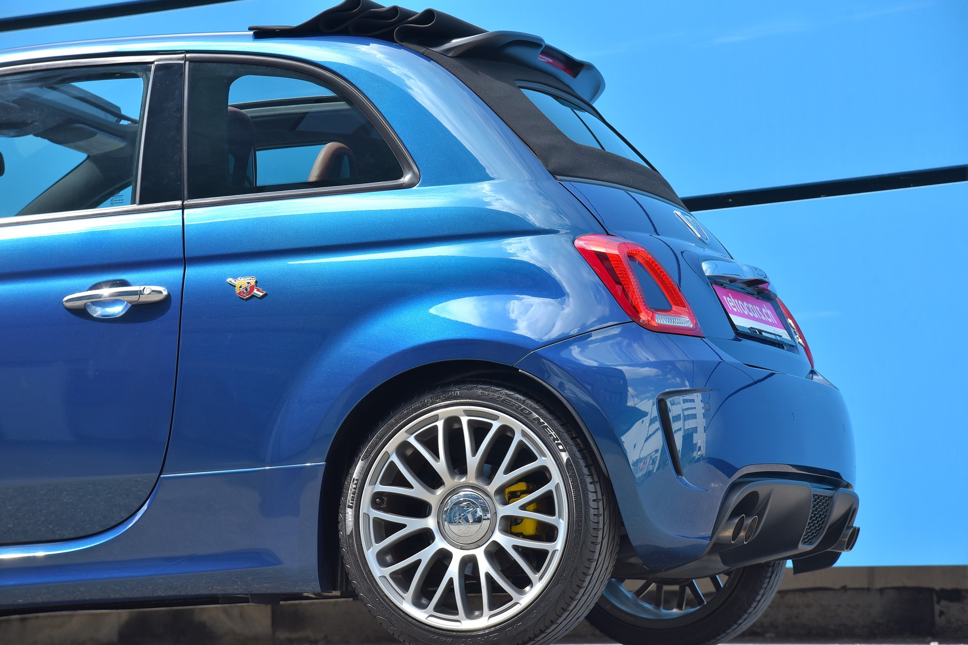 FIAT 695C 1.4 16V Turbo Cabrio Italia 1 of 150-image-4