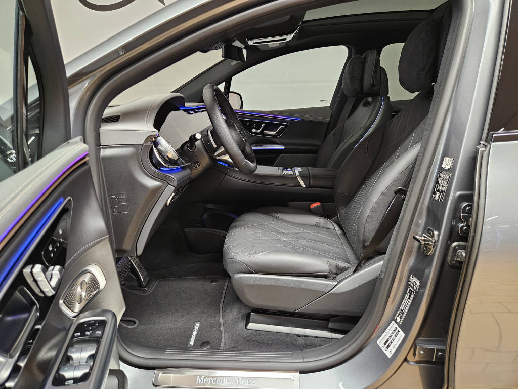 MERCEDES-BENZ EQE 500 4Matic AMG Line Excellence Edition-image-5