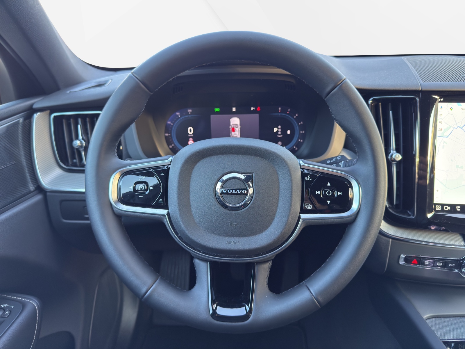 VOLVO XC60 B5 Benzin Mild Hybrid AWD Plus Dark Geartronic-image-14