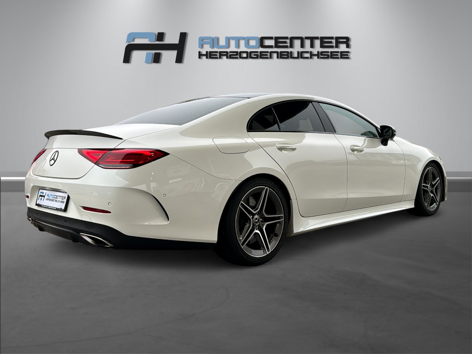 MERCEDES-BENZ CLS 450 4Matic AMG Line 9G-Tronic-image-5