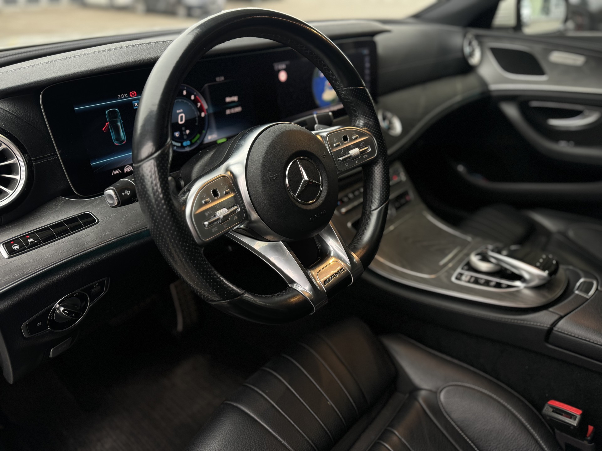 MERCEDES-BENZ CLS 450 4Matic AMG Line 9G-Tronic-image-7