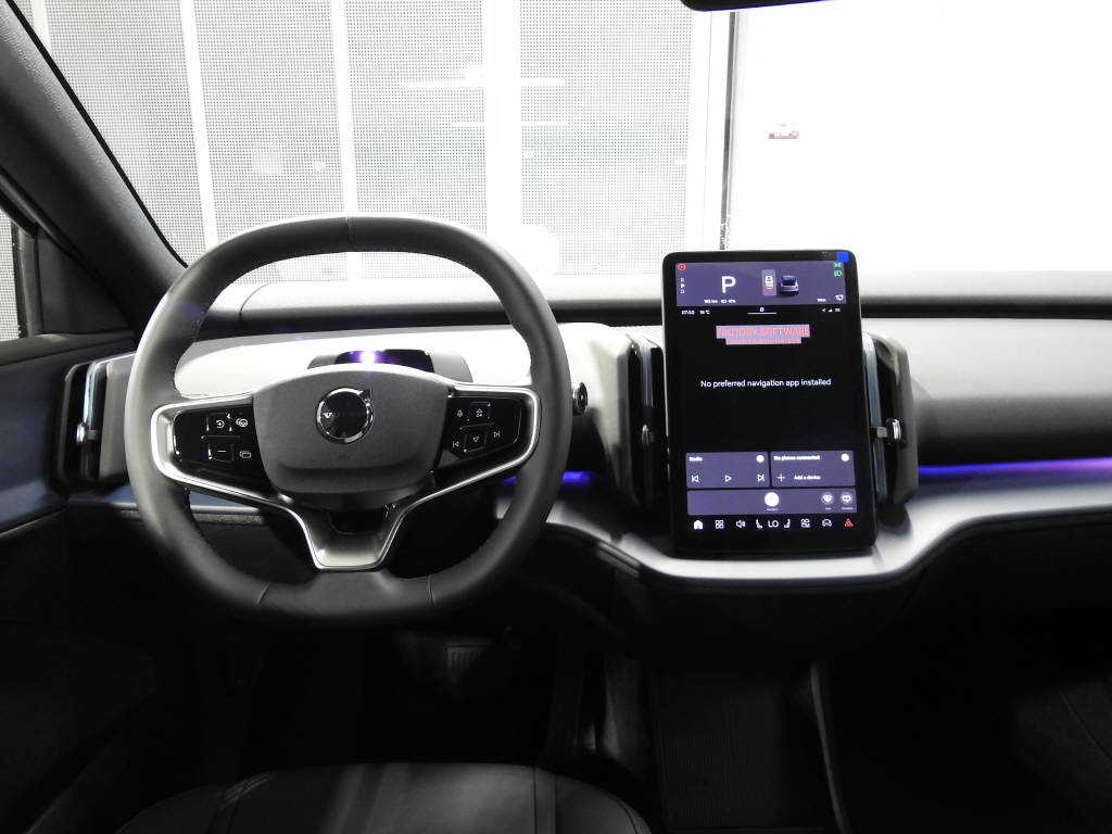 VOLVO EX 30 E60 Core-image-8