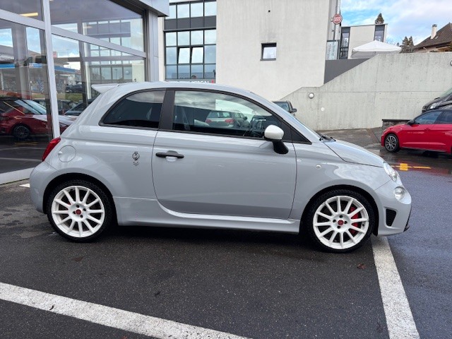 FIAT 595 Abarth 1.4 T-Jet 180 Esseesse-showroom-element-2