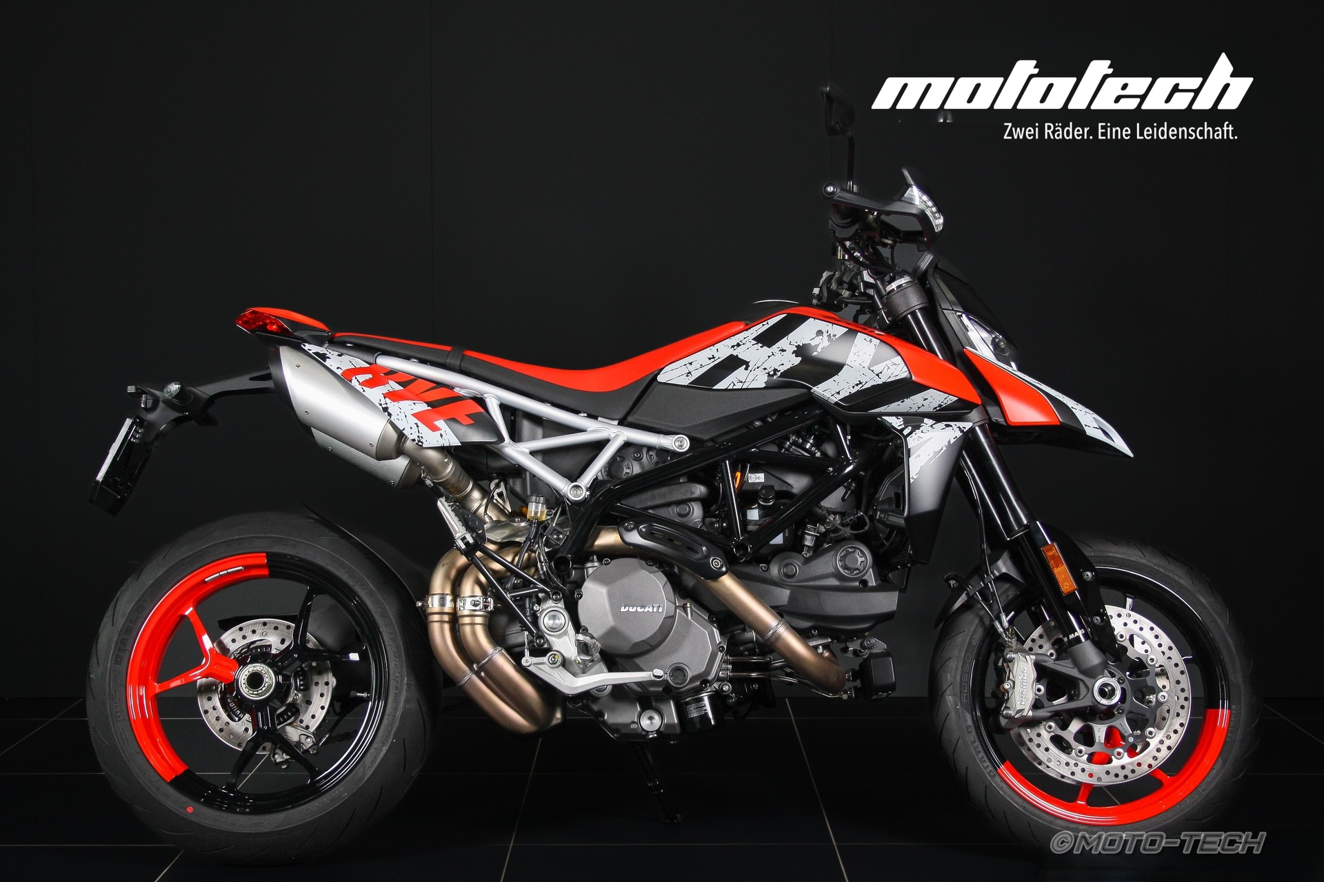 DUCATI Hypermotard 950 RVE (35kW) / 4 JAHRE GARANTIE-showroom-element-2