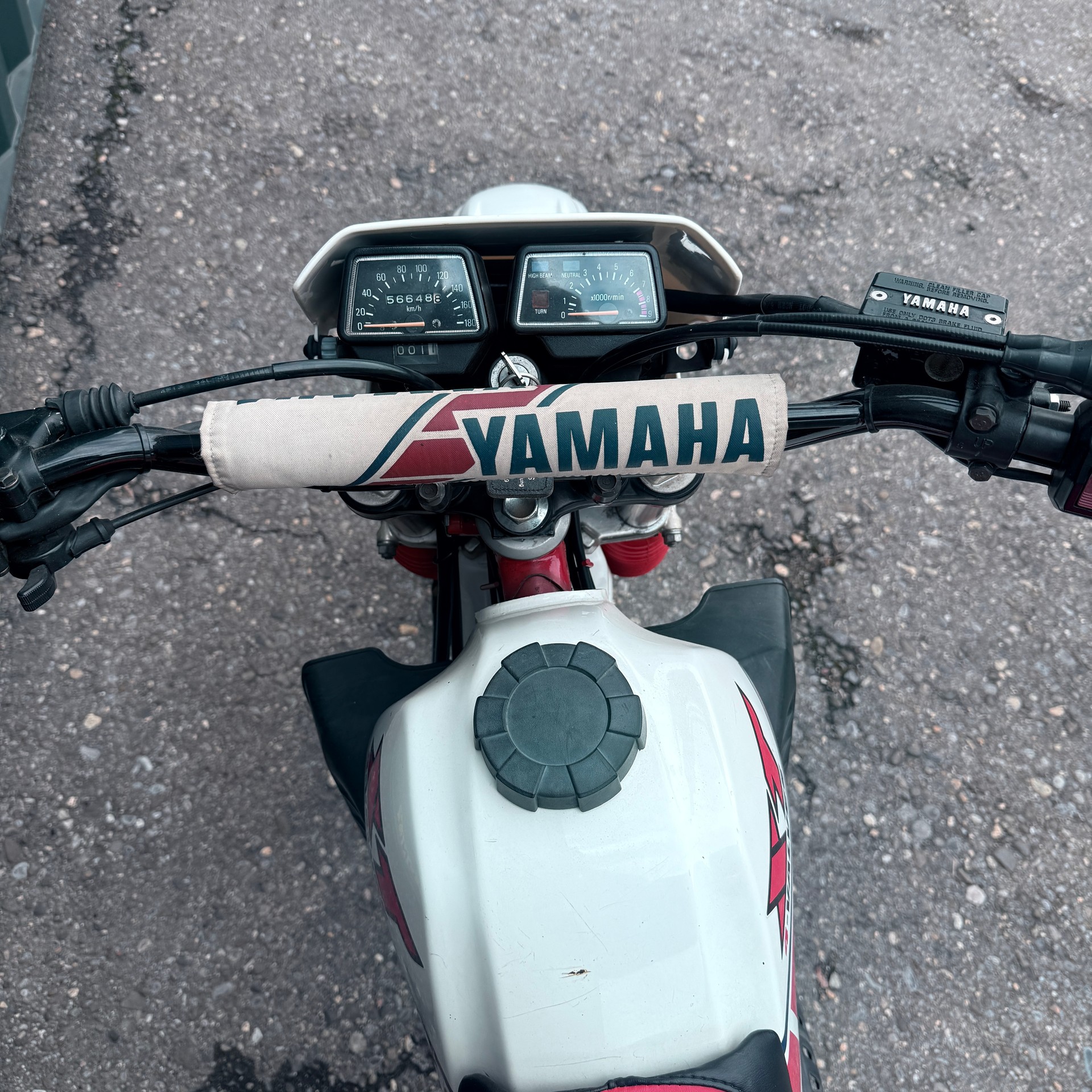 YAMAHA XT 600-image-11