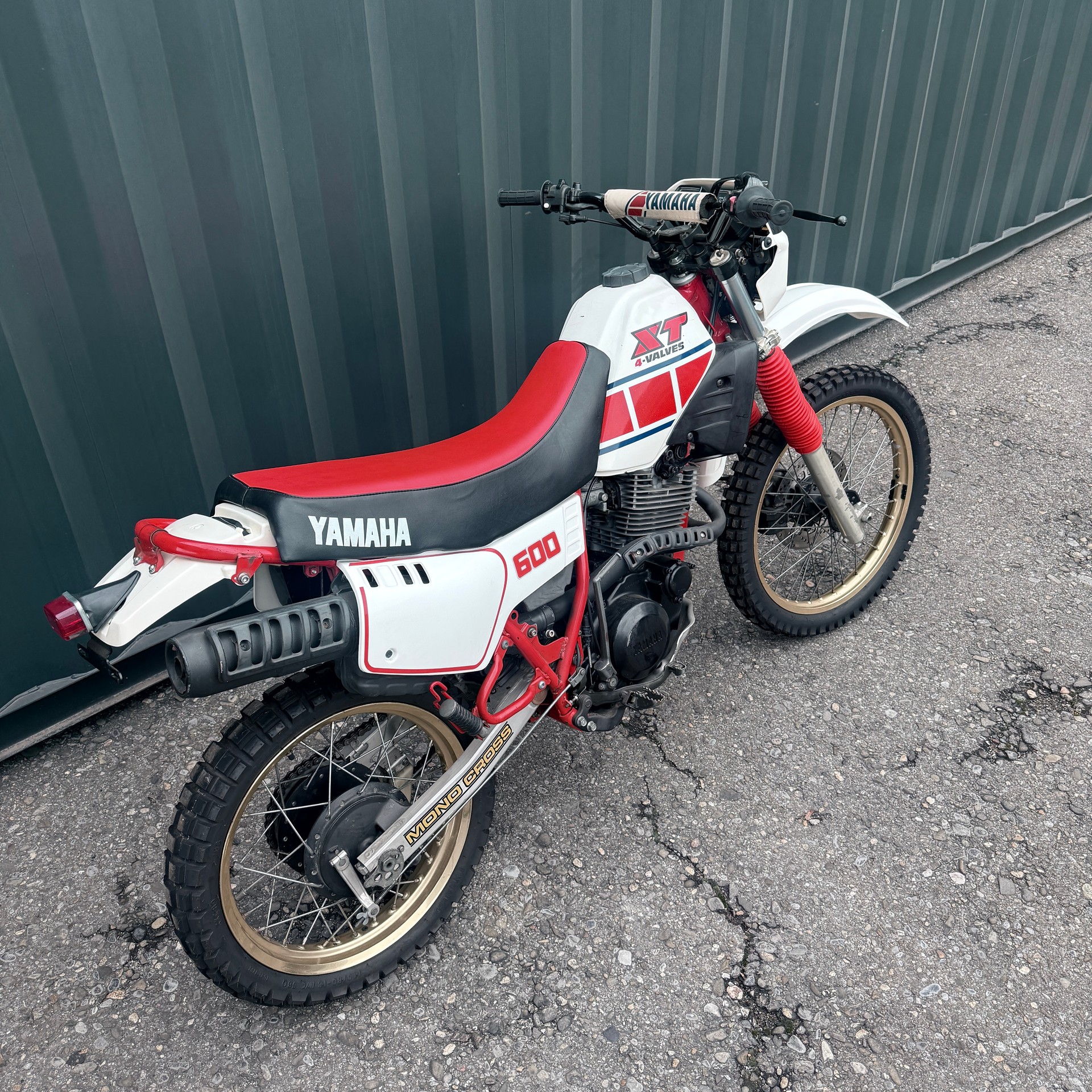 YAMAHA XT 600-image-5