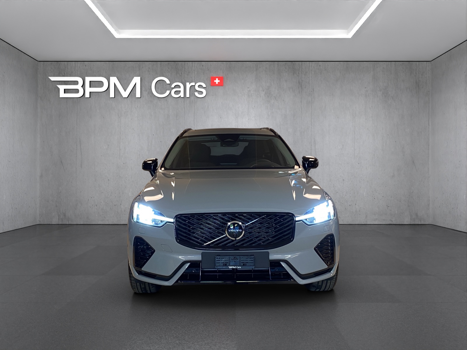 VOLVO XC60 T6 eAWD PluginHybrid Plus Dark Geartronic-showroom-element-2