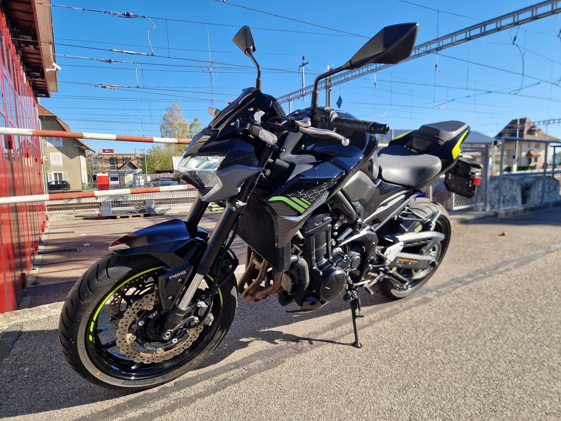 KAWASAKI Z 900 (35kW)-showroom-element-1