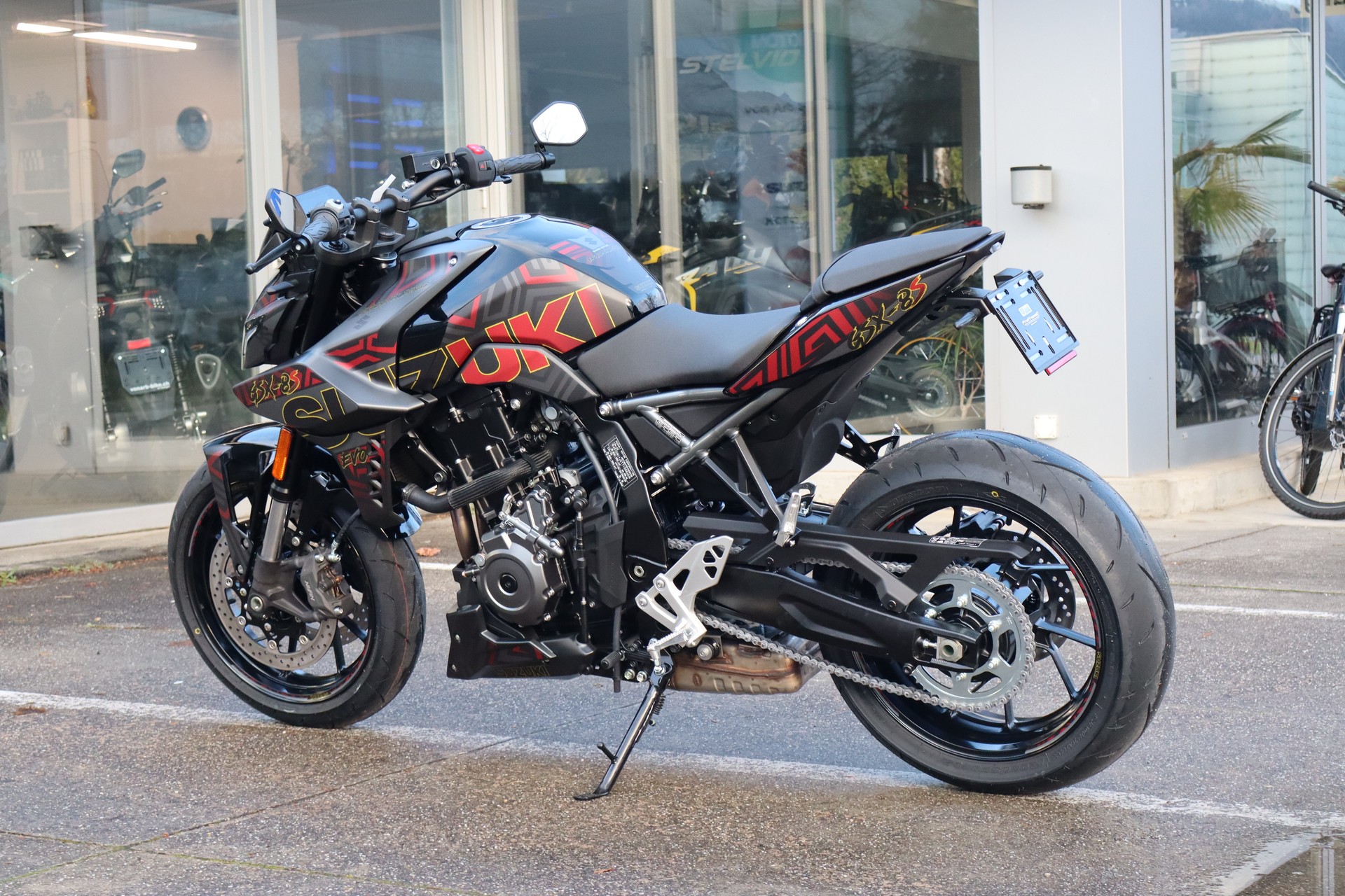 SUZUKI GSX 8 S BLACK EVO ABS / TCS-image-5