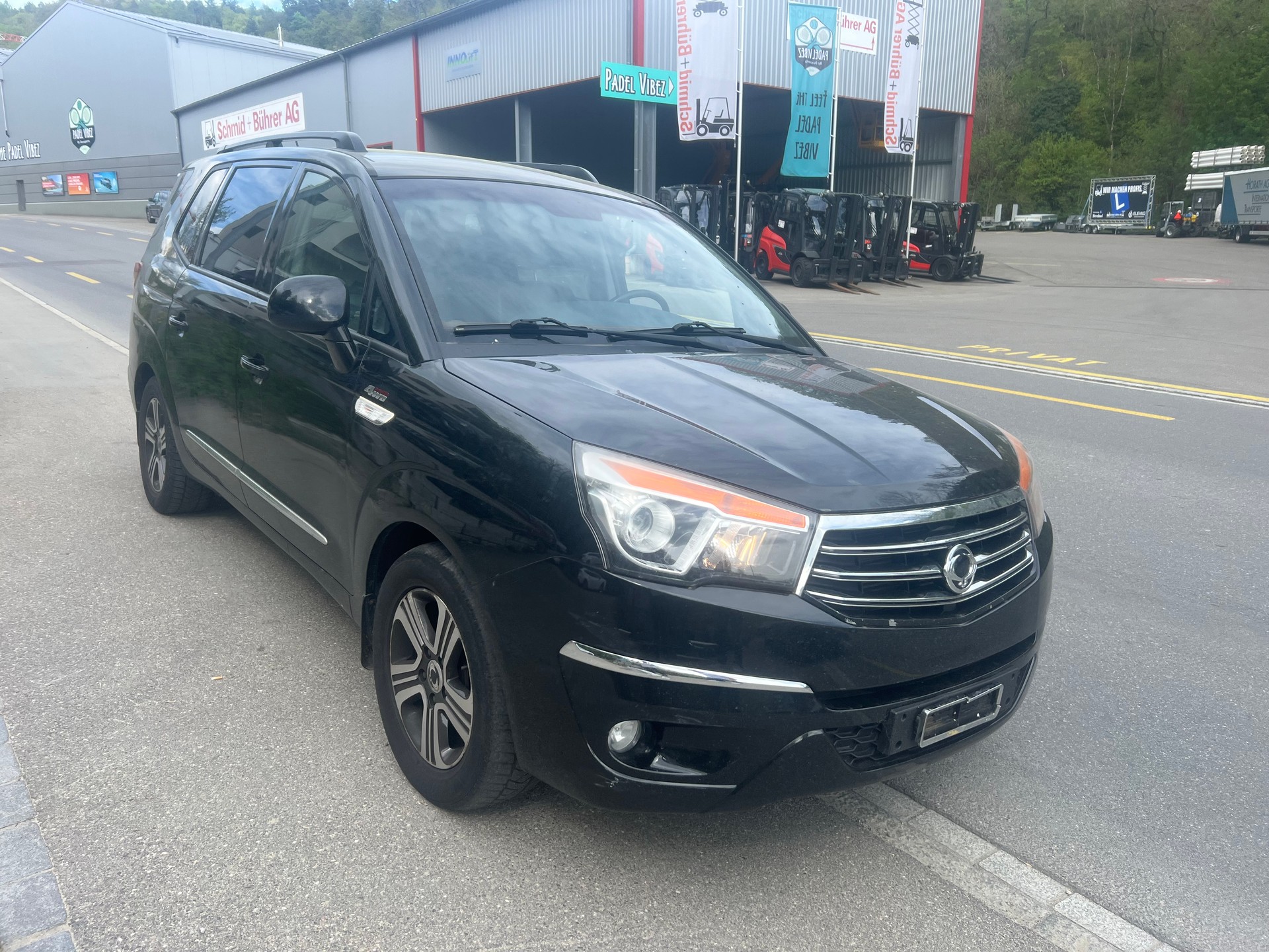 KGM-SsangYong Rodius SV200 e-XDi Sapphire 4WD E-Tronic