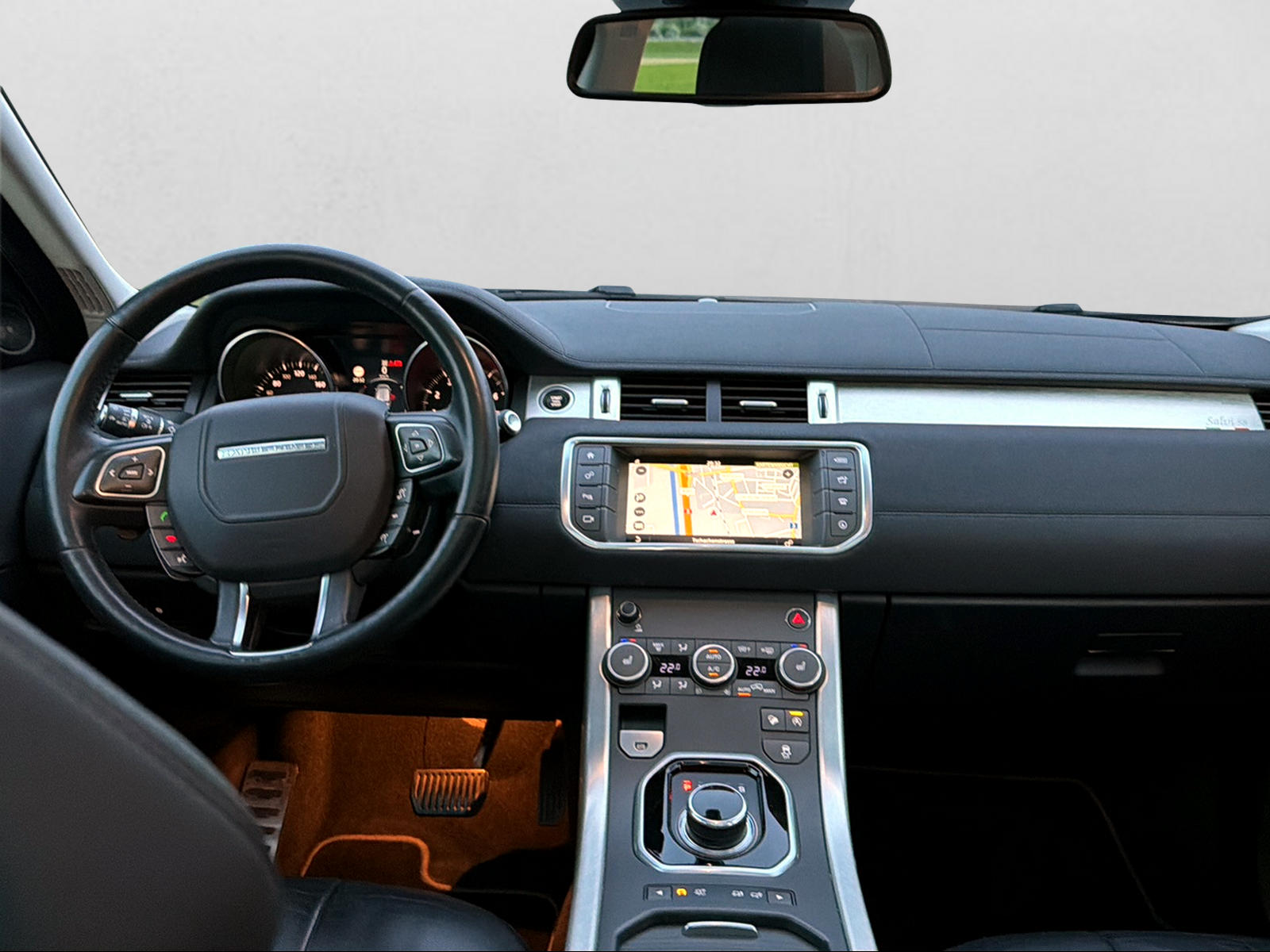 LAND ROVER Range Rover Evoque 2.0 Si4 SE AT9-image-12