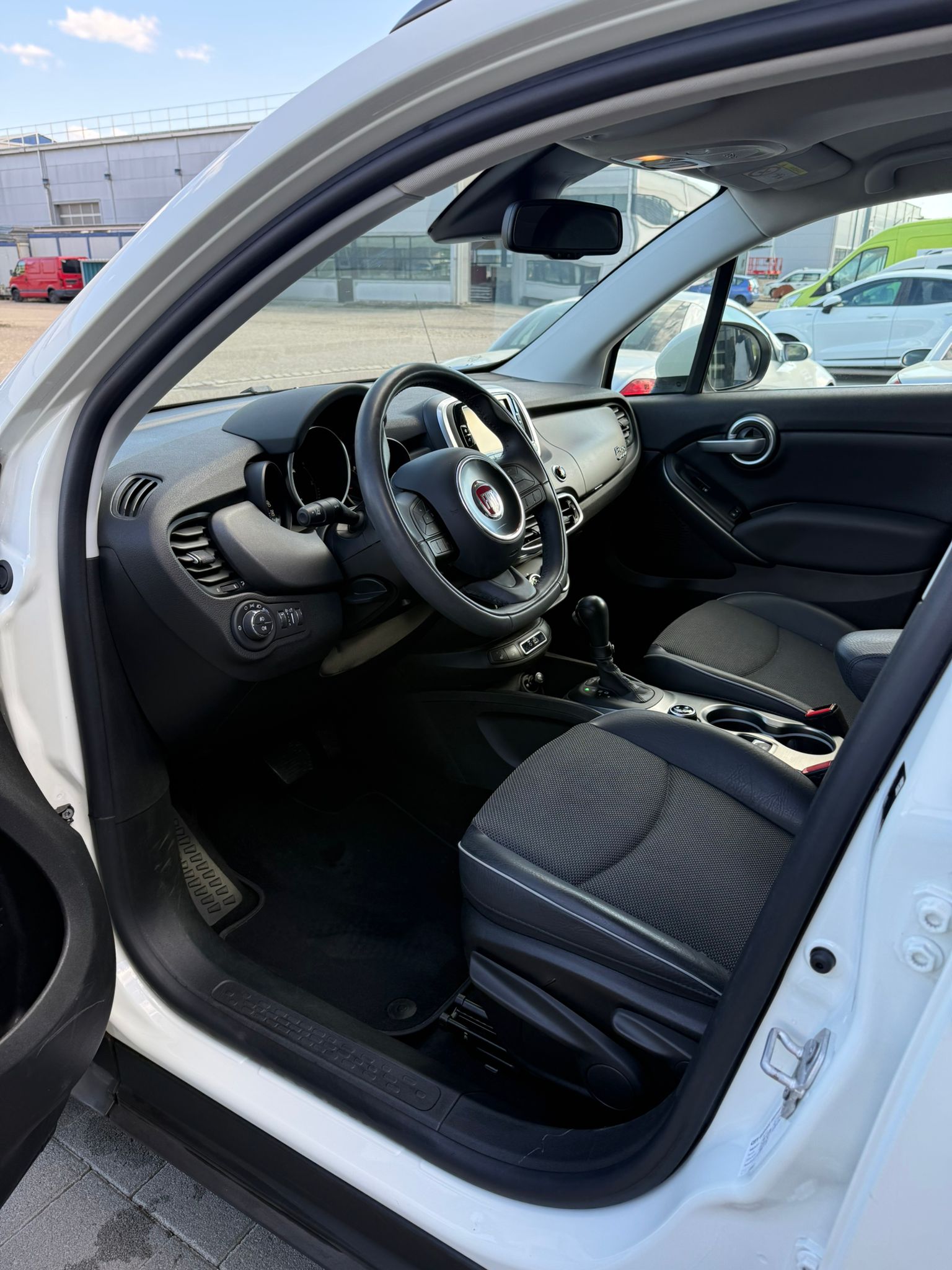 FIAT 500X 1.4T Cross Plus 4x4 Automatic-image-10