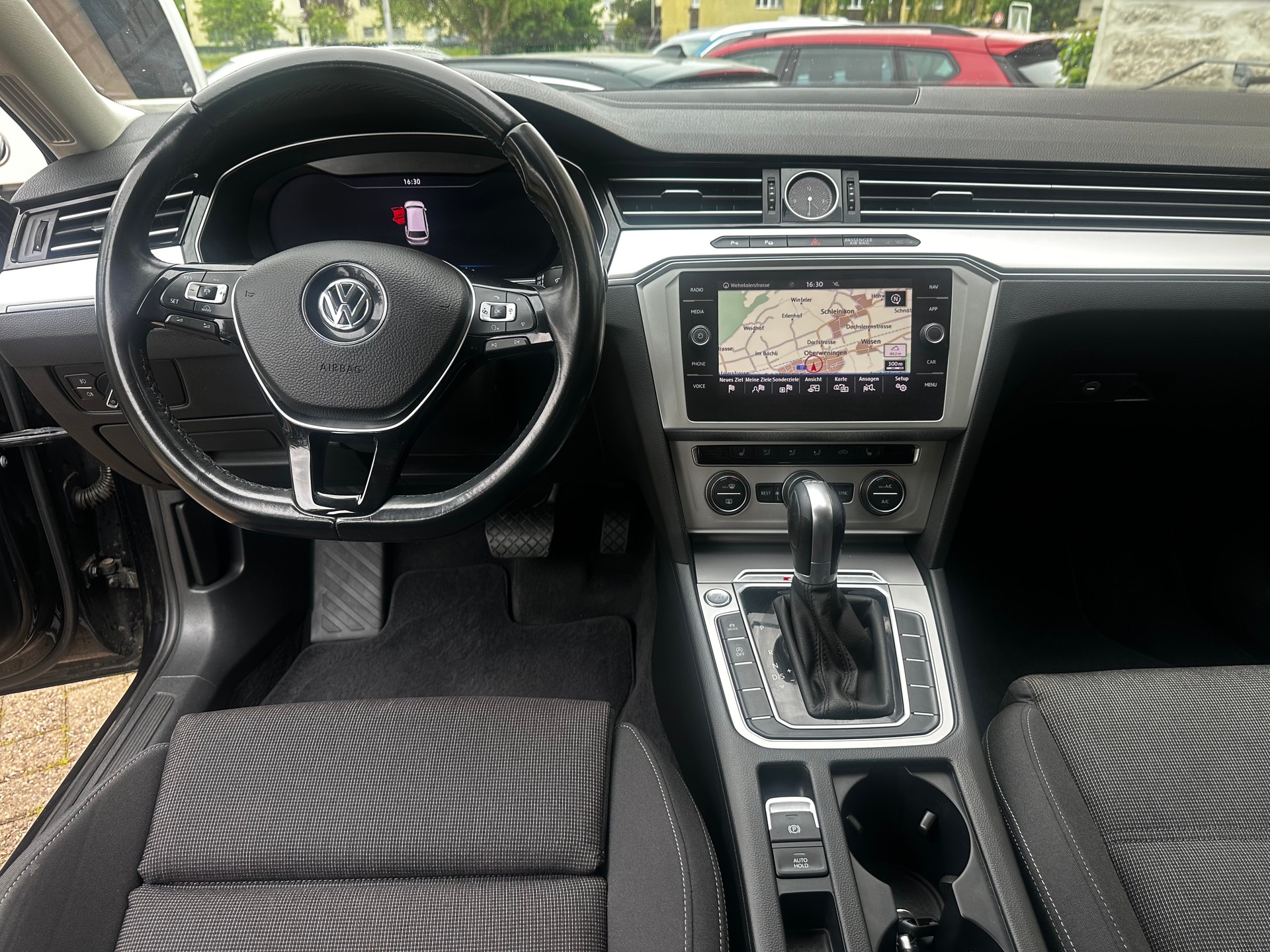 VW Passat Variant 2.0 TDI BMT Comfortline DSG 4Motion-image-7