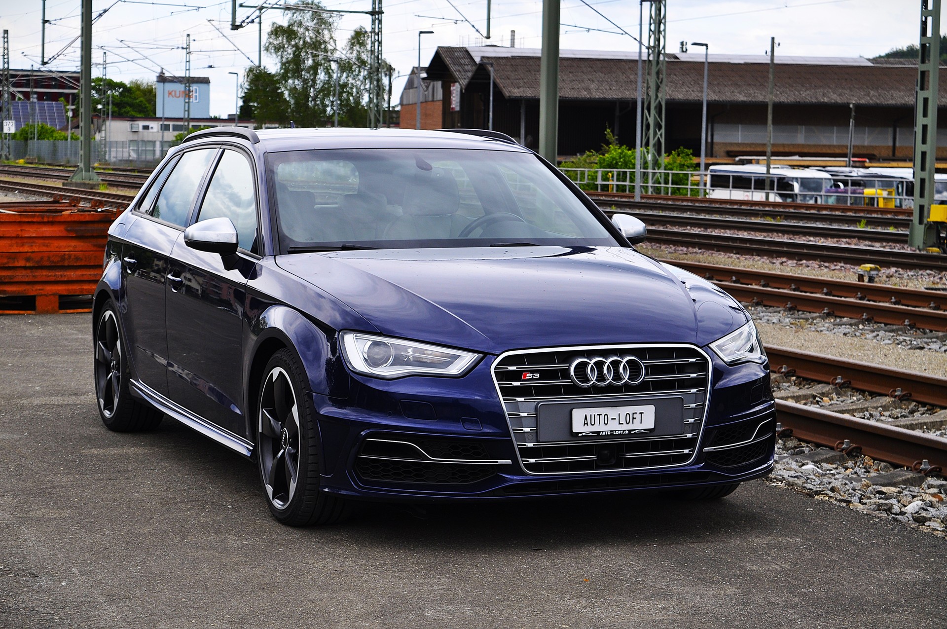AUDI S3 Sportback 2.0 TFSI quattro S-tronic-image-2