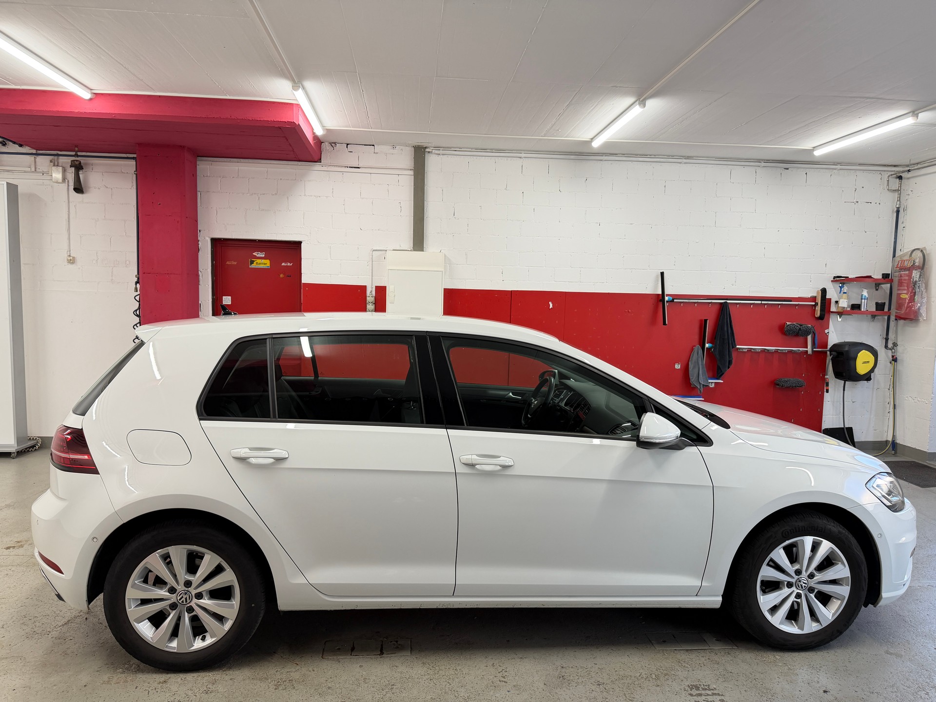 VW Golf 1.5 TSI EVO Comfortline, gepflegtes CH Fahrzeug, frisch ab MFK, 8 Fach bereift, ACC, RFK, Abstand, Garantie u.vm-image-6