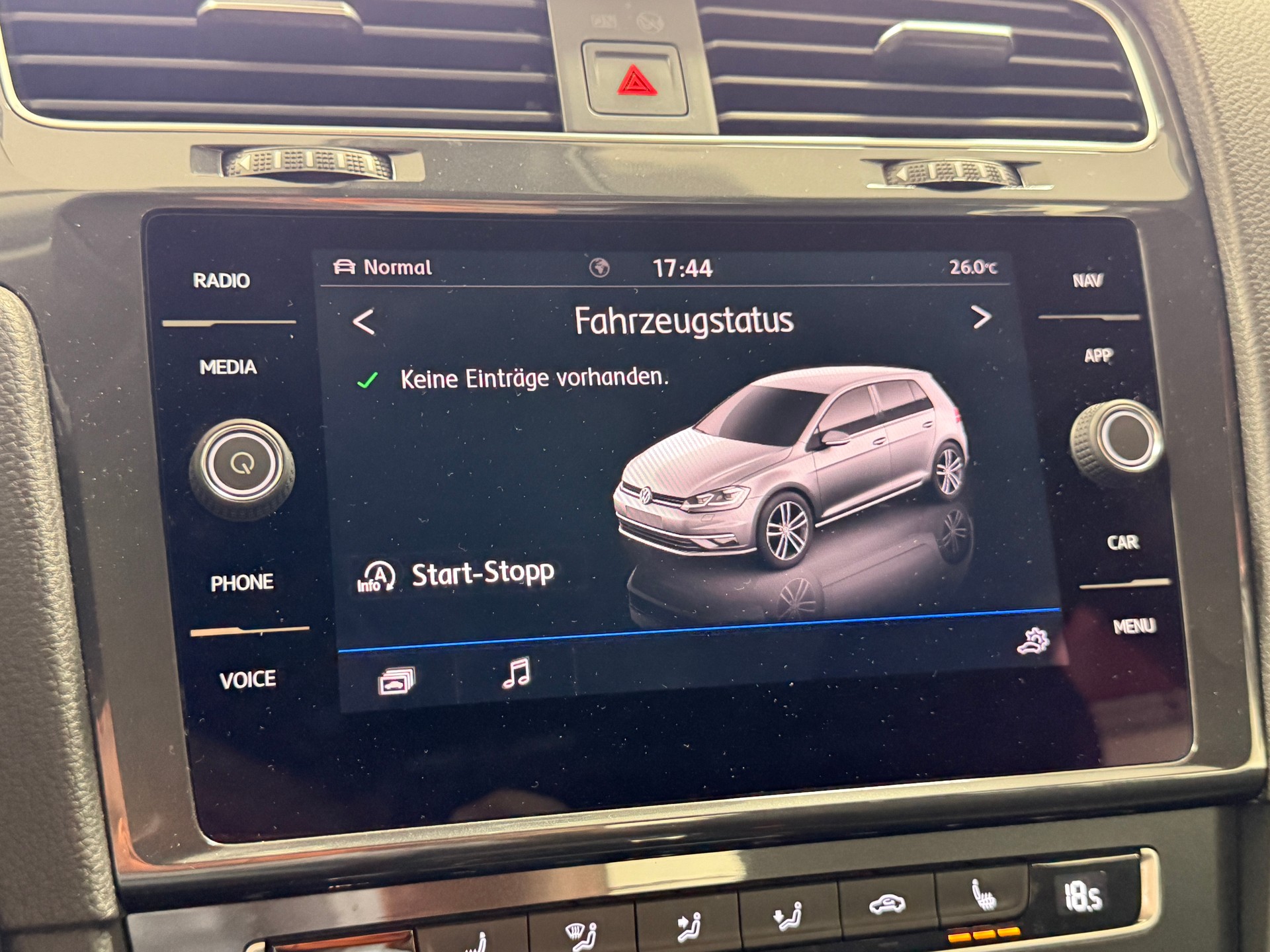 VW Golf 1.5 TSI EVO Comfortline, gepflegtes CH Fahrzeug, frisch ab MFK, 8 Fach bereift, ACC, RFK, Abstand, Garantie u.vm-image-21
