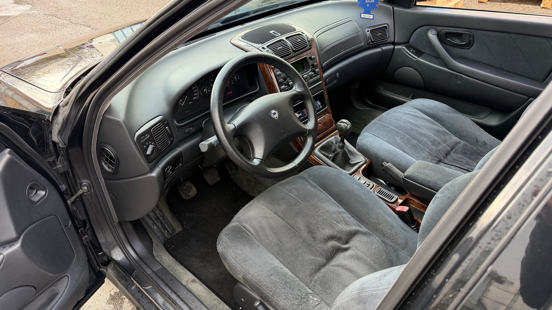 LANCIA Kappa 2.4 LS-image-9