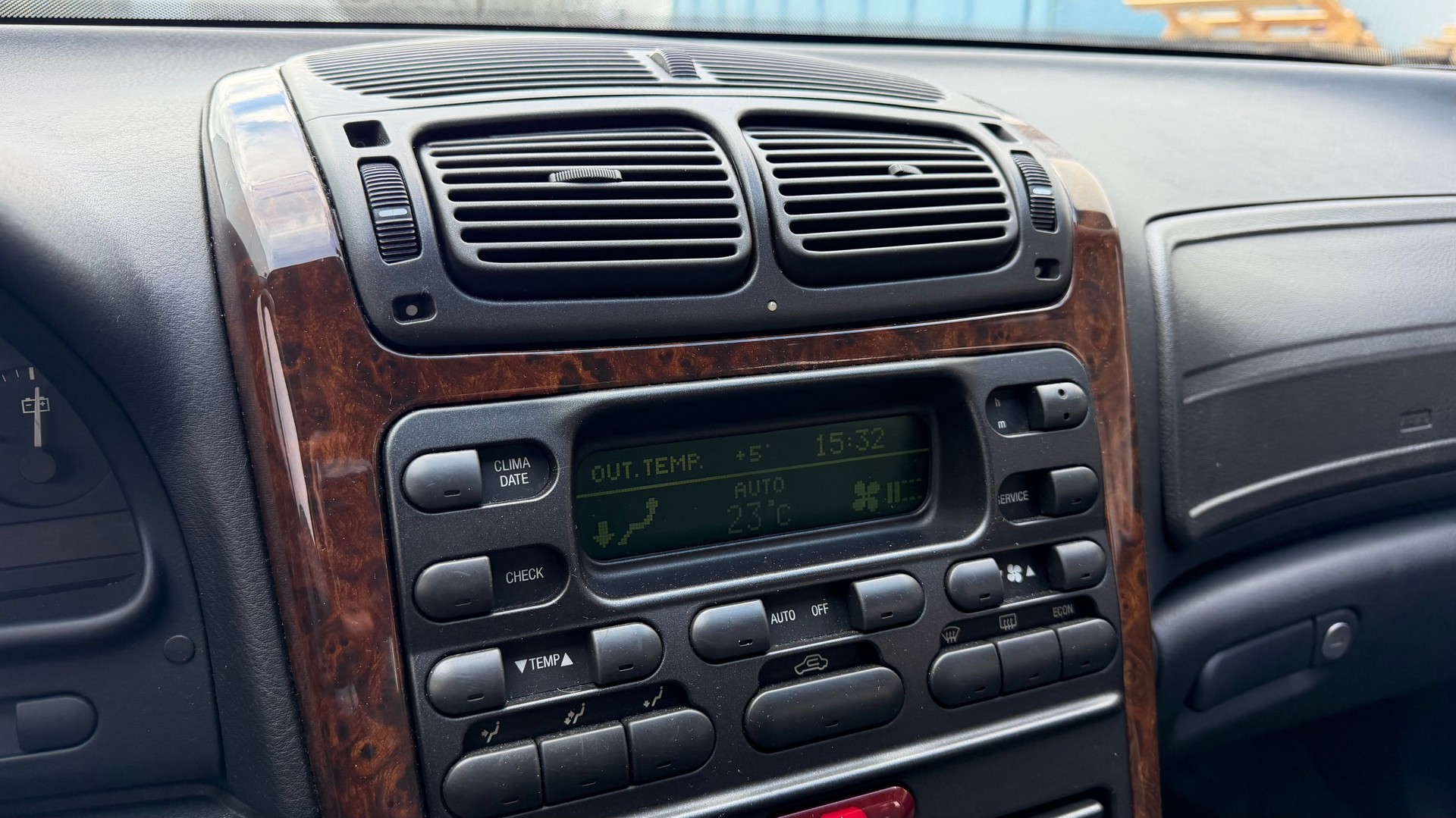 LANCIA Kappa 2.4 LS-image-12