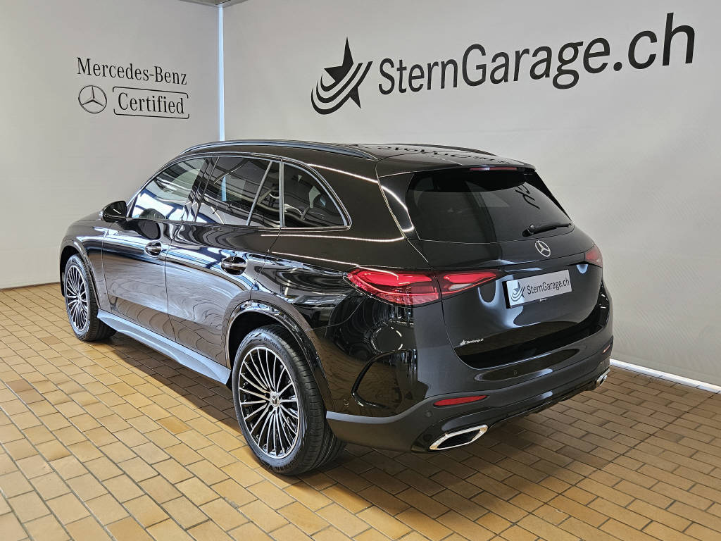 MERCEDES-BENZ GLC 300 4Matic AMG Line-showroom-element-2