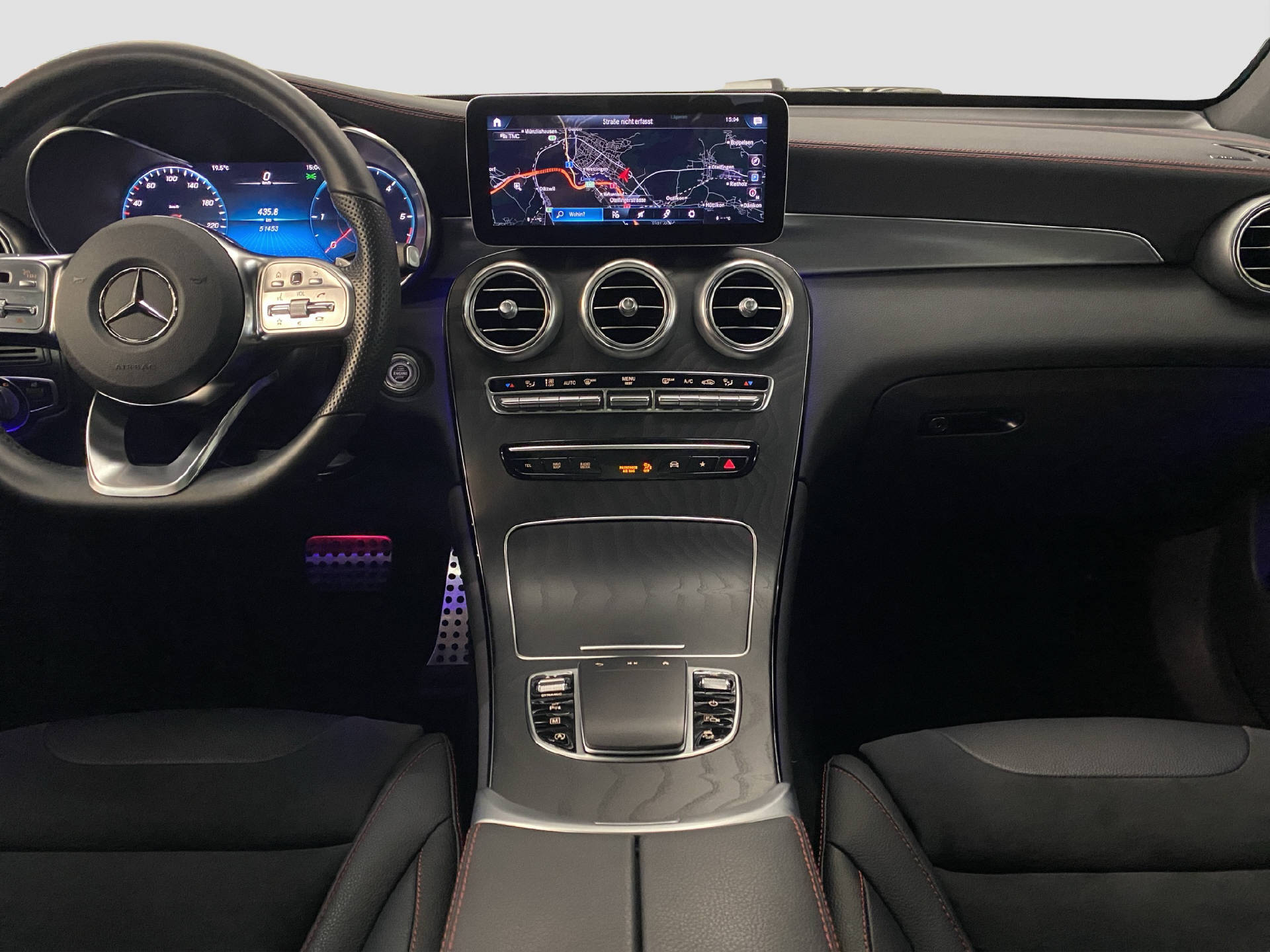 MERCEDES-BENZ GLC 300 d AMG Line 4MATIC-image-10