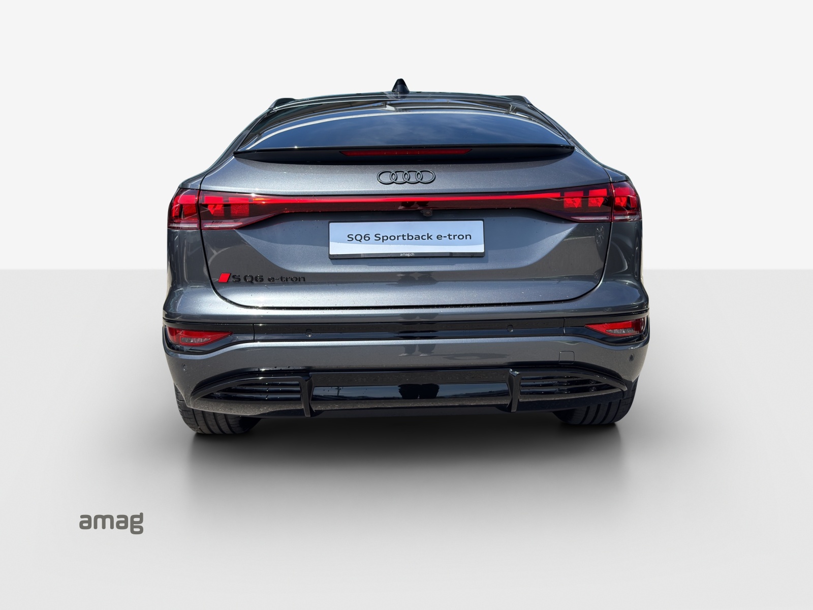 AUDI Q6 Sportback e-tron quattro-image-5