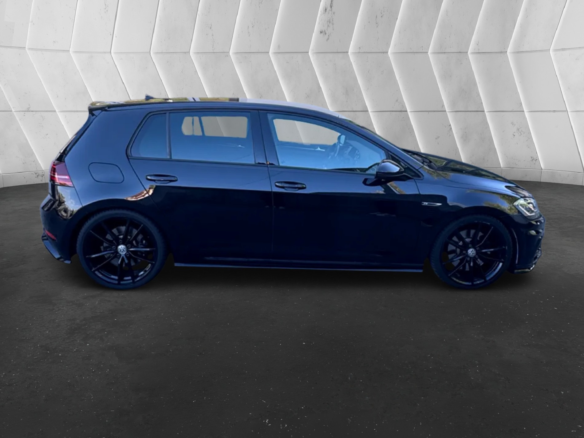 VW Golf 2.0 TSI R 4Motion DSG-image-5