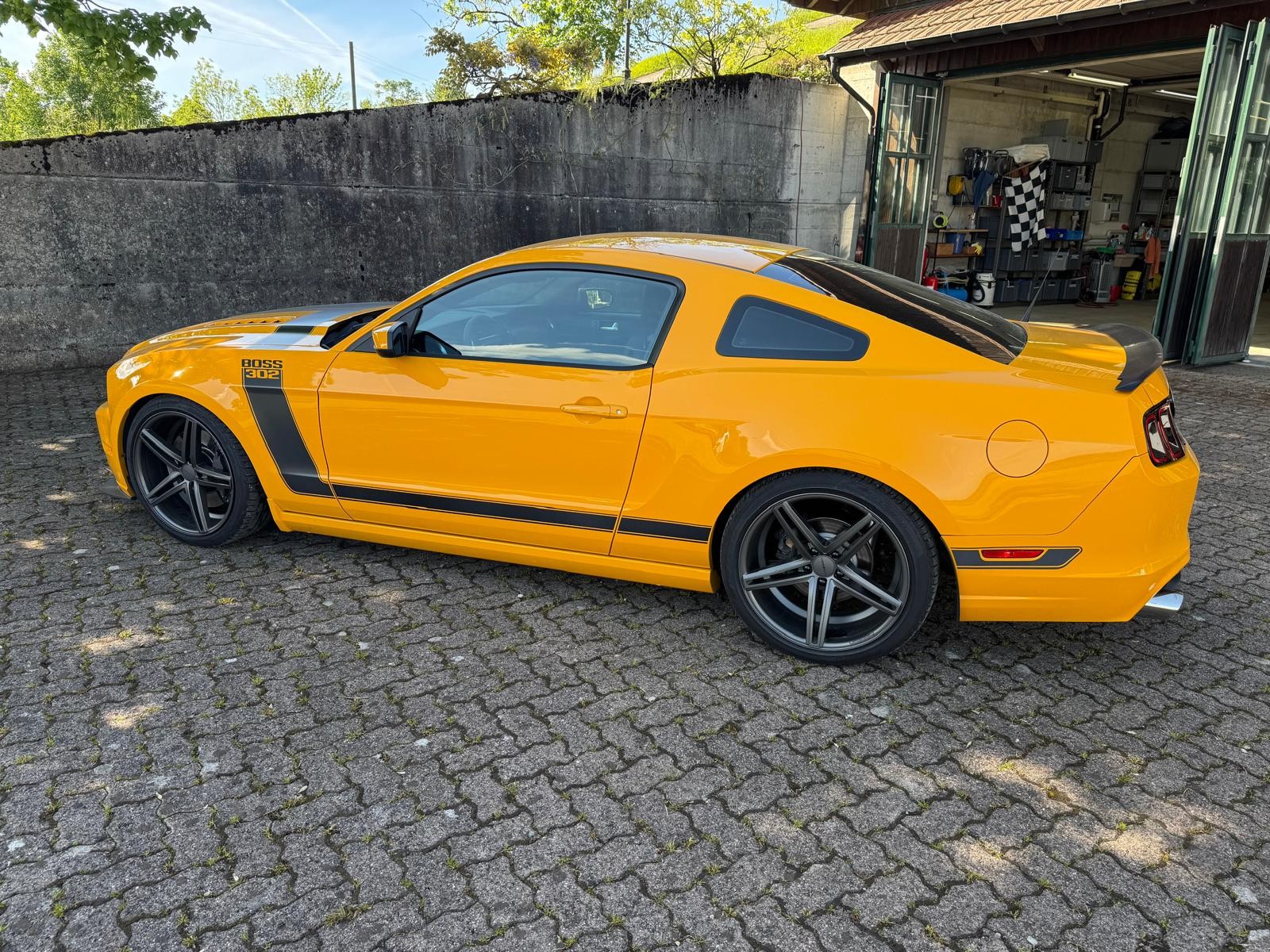 FORD GT 302 BOSS-showroom-element-3