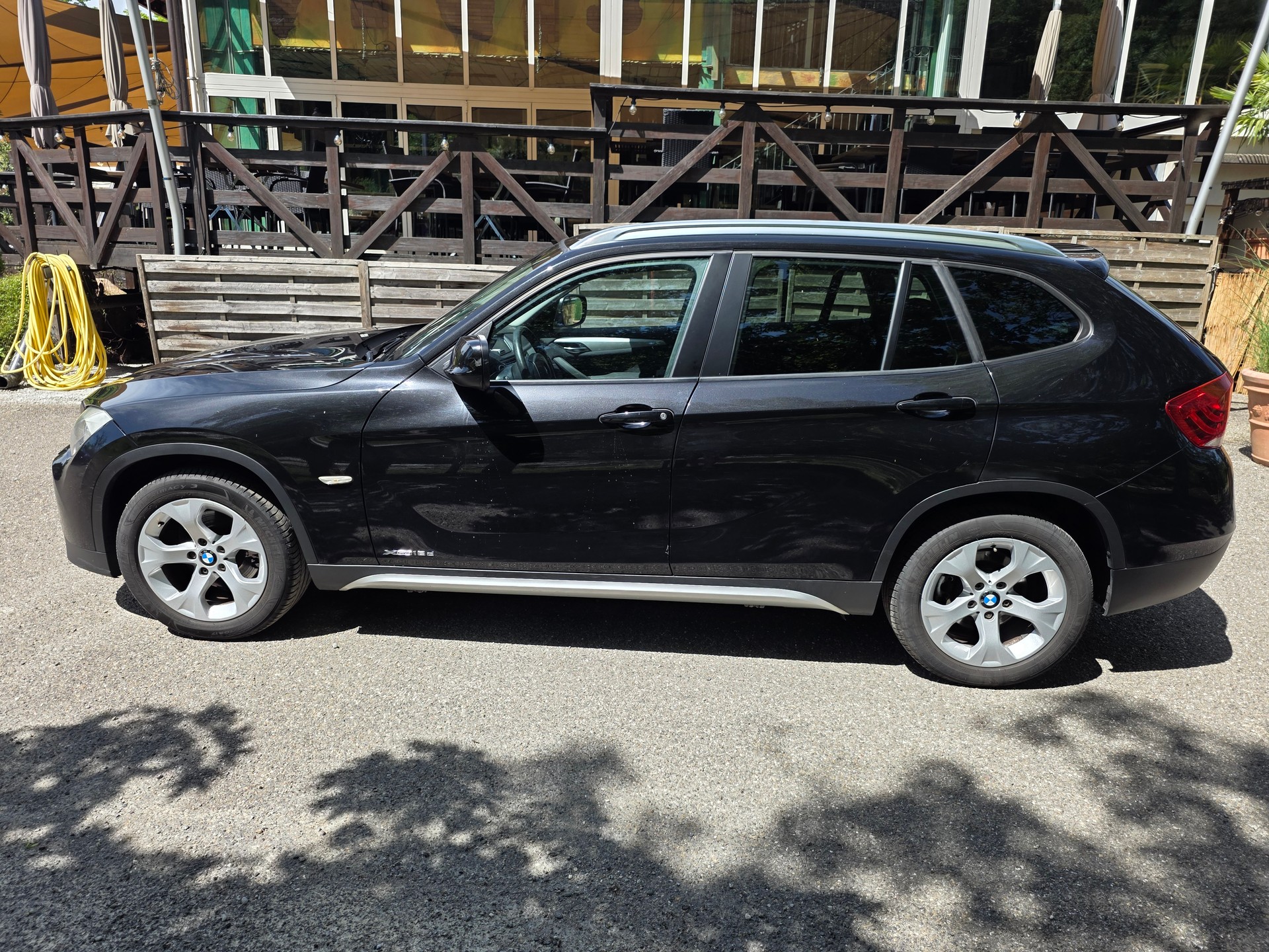 BMW X1 xDrive 18d Steptronic ☆☆☆ Inklusive frischer MFK ☆☆☆-image-2