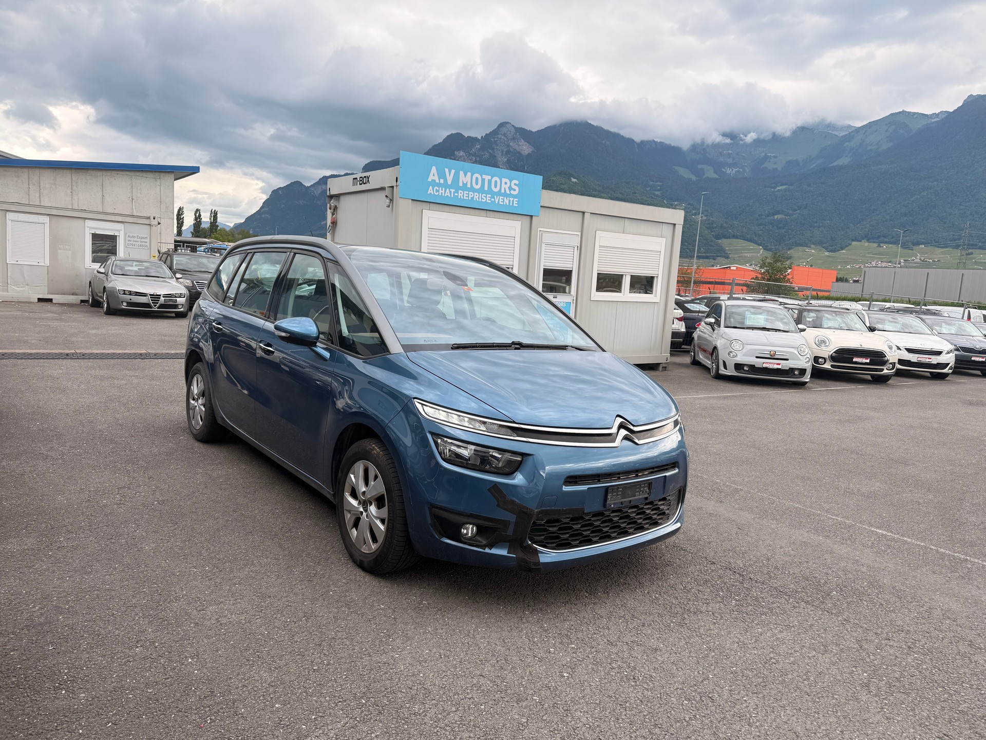 CITROEN Grand C4 Picasso 1.6i 16V e-THP Intensive-image-2