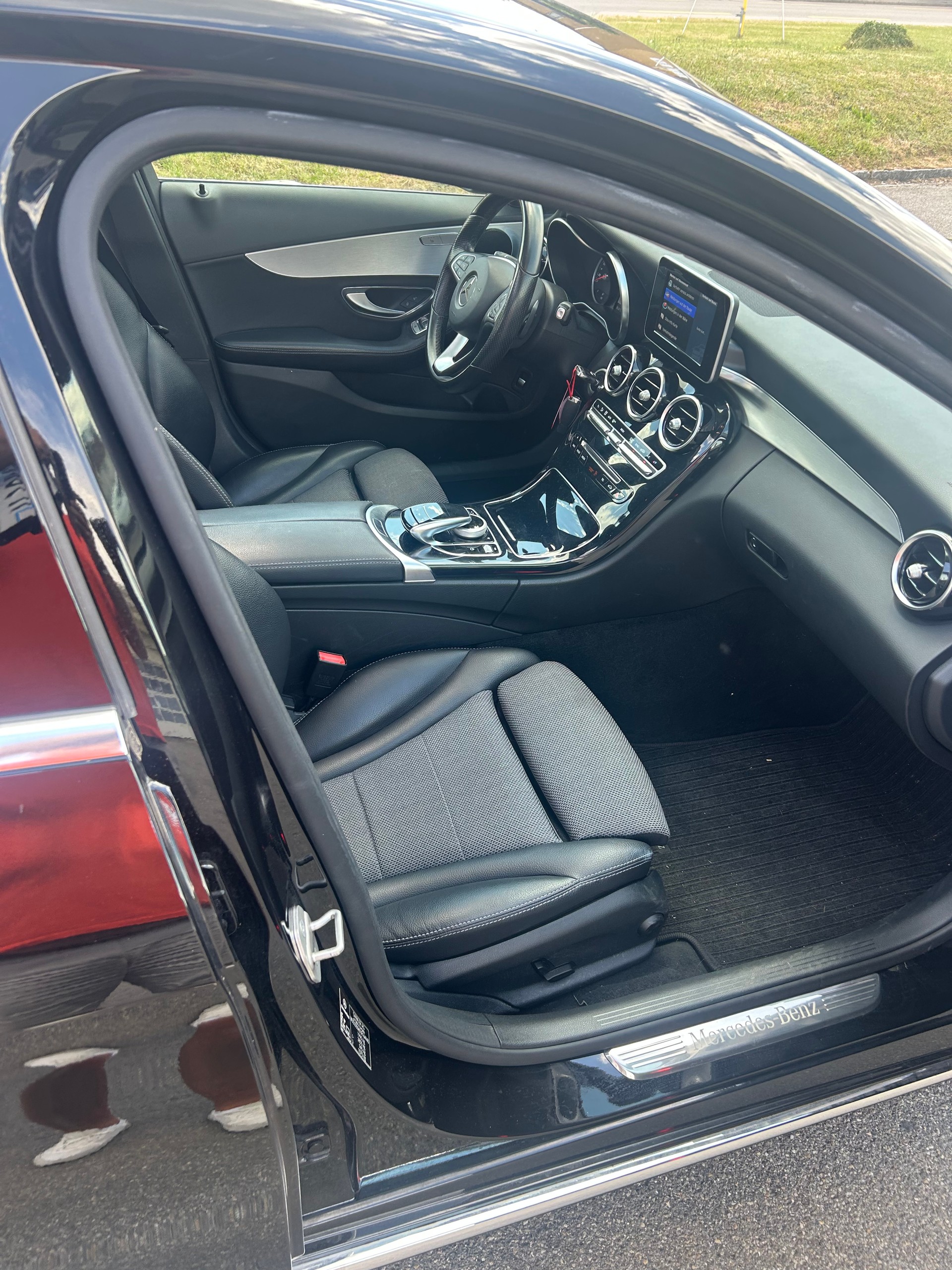 MERCEDES-BENZ C 180 Avantgarde 7G-Tronic-showroom-element-1