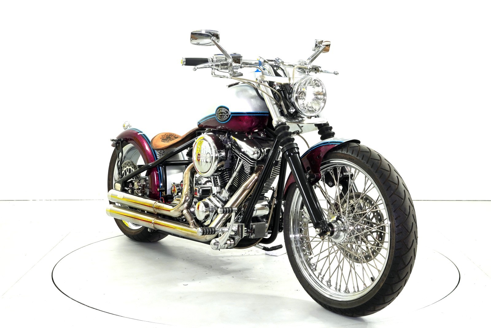CLASSIC CYCLES Bobber 1801 ABS-image-1