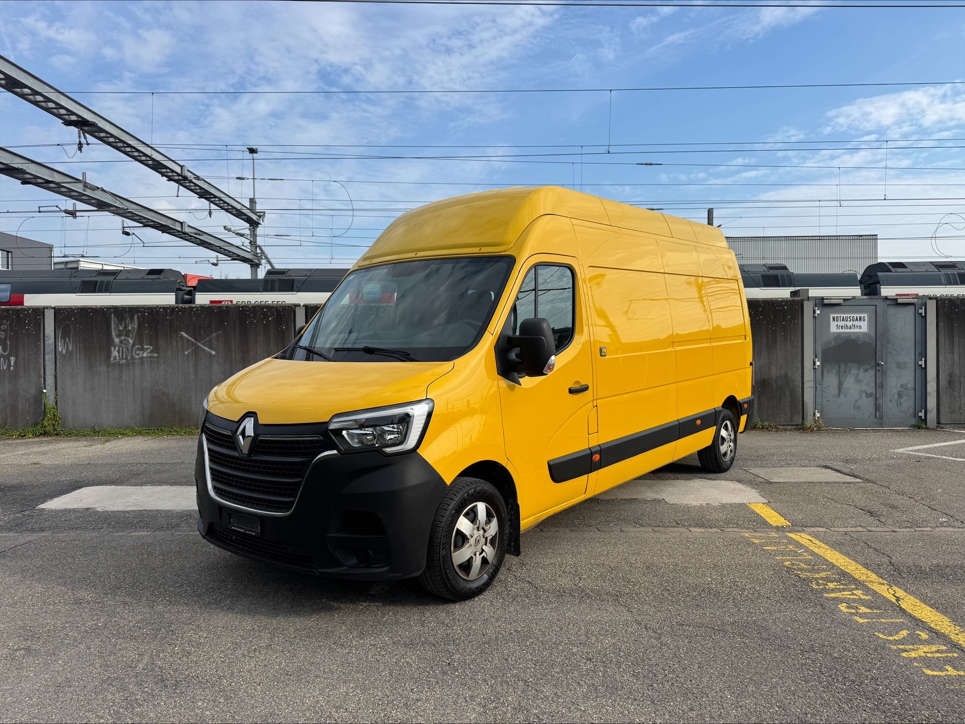 RENAULT Master T35 2.3 Blue dCi 135 L3H3