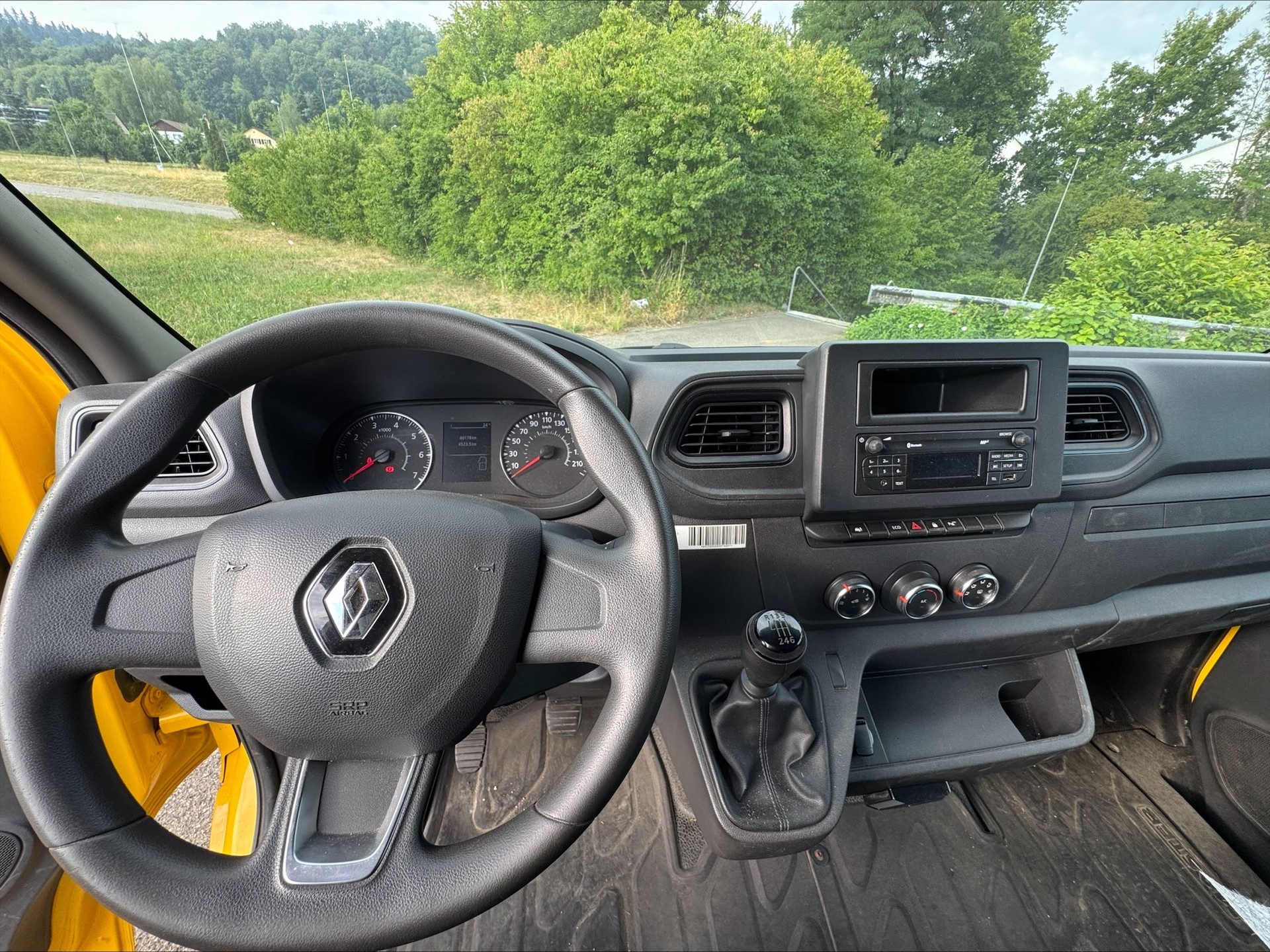 RENAULT Master T35 2.3 Blue dCi 135 L3H3-image-5