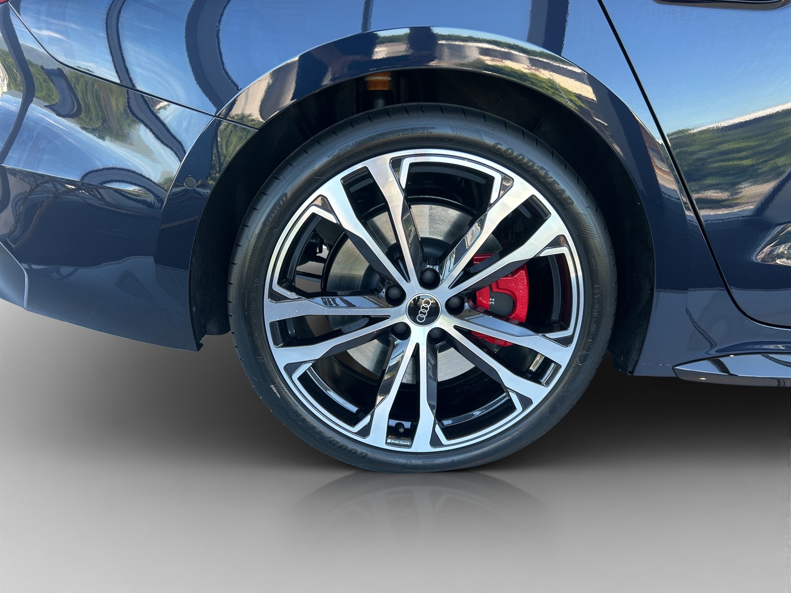 AUDI A5 Avant e-hybrid quattro 270 kW S tronic-image-8