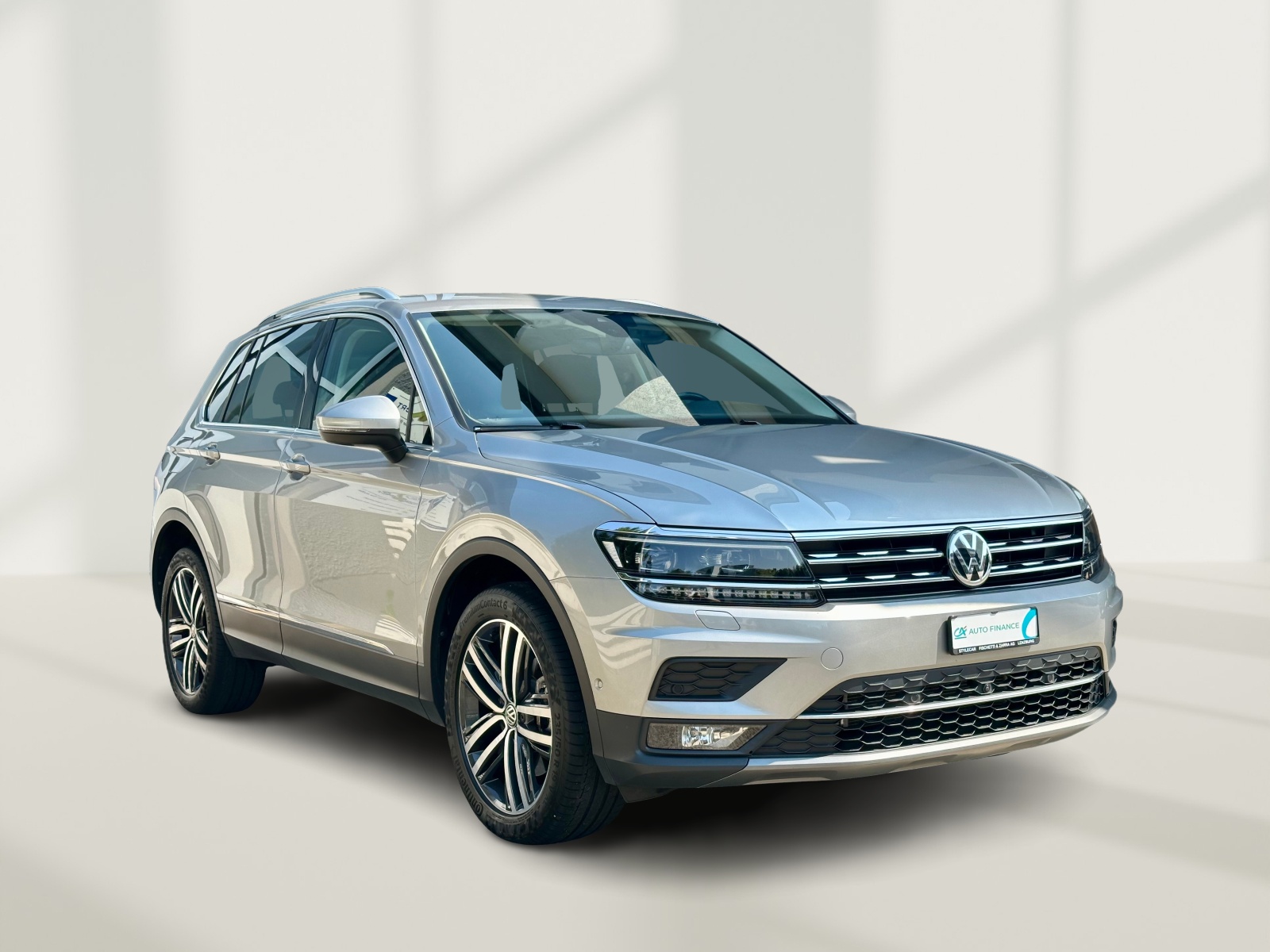 VW Tiguan 2.0TSI Highline 4Motion DSG-image-4