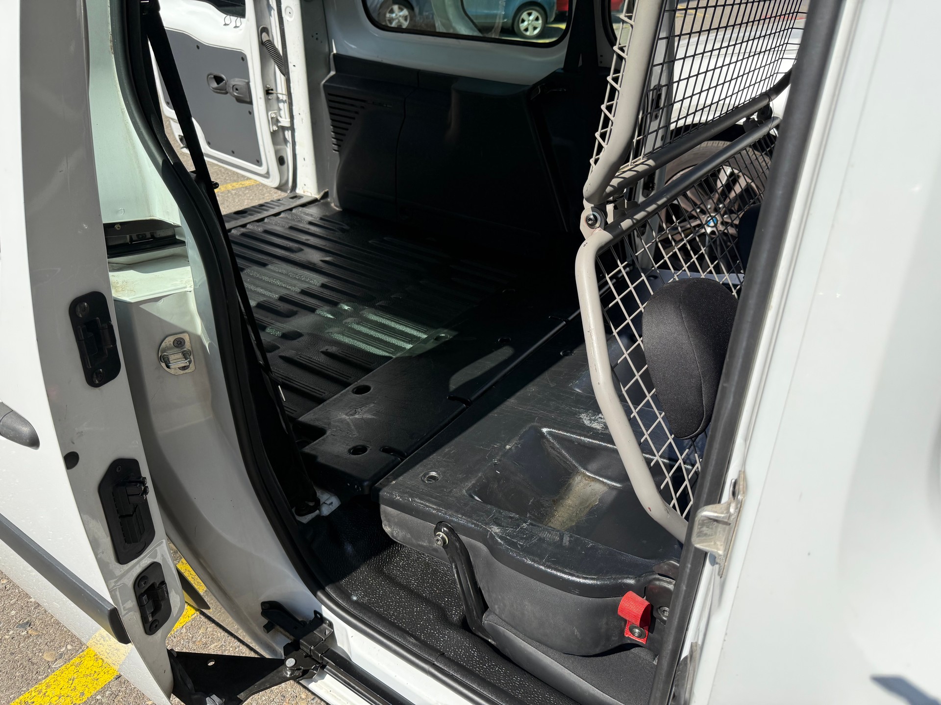 RENAULT Kangoo Maxi dCi 90 ENERGY Business 5 Pl./ 5 pl.-image-9