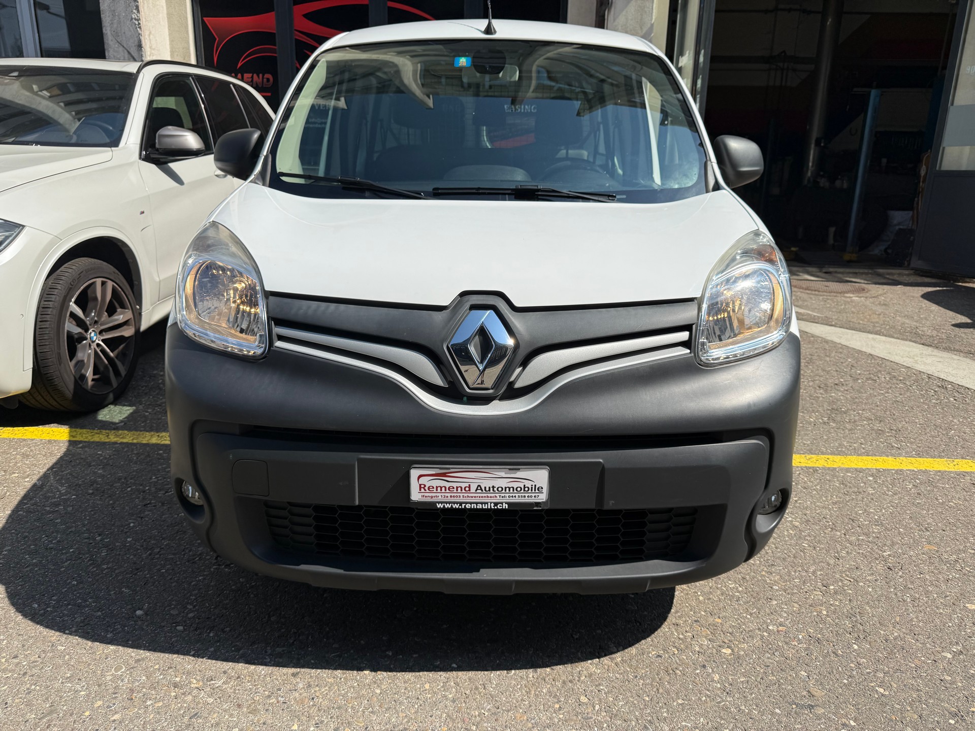 RENAULT Kangoo Maxi dCi 90 ENERGY Business 5 Pl./ 5 pl.-image-4