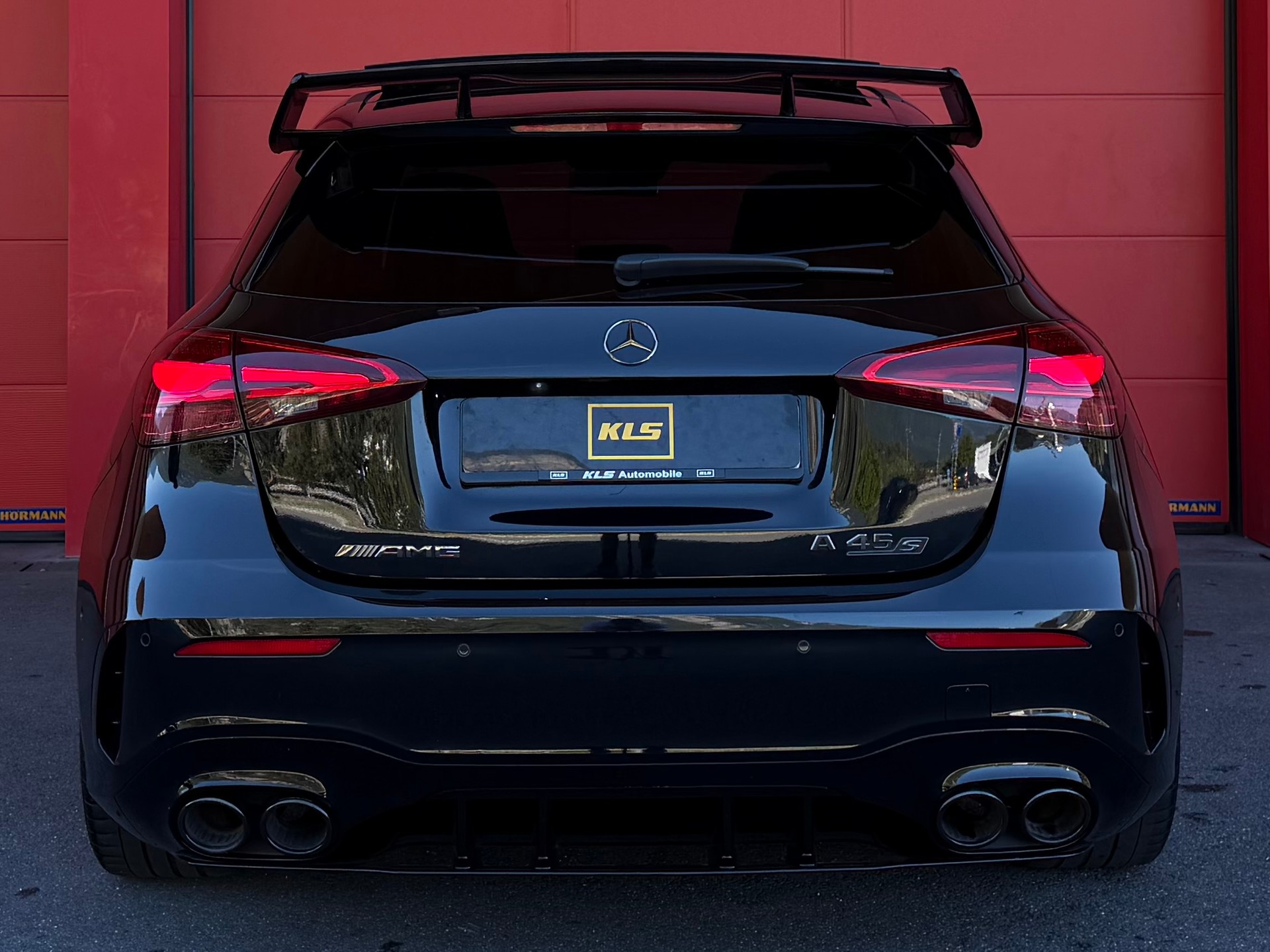 MERCEDES-BENZ A 45 S AMG 4Matic+ Speedshift-image-4