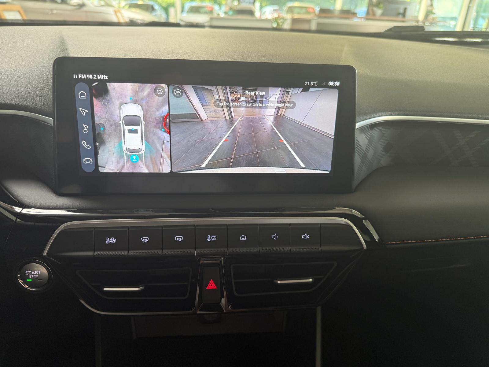 MG 3 1.5 Hybrid Luxury-image-18