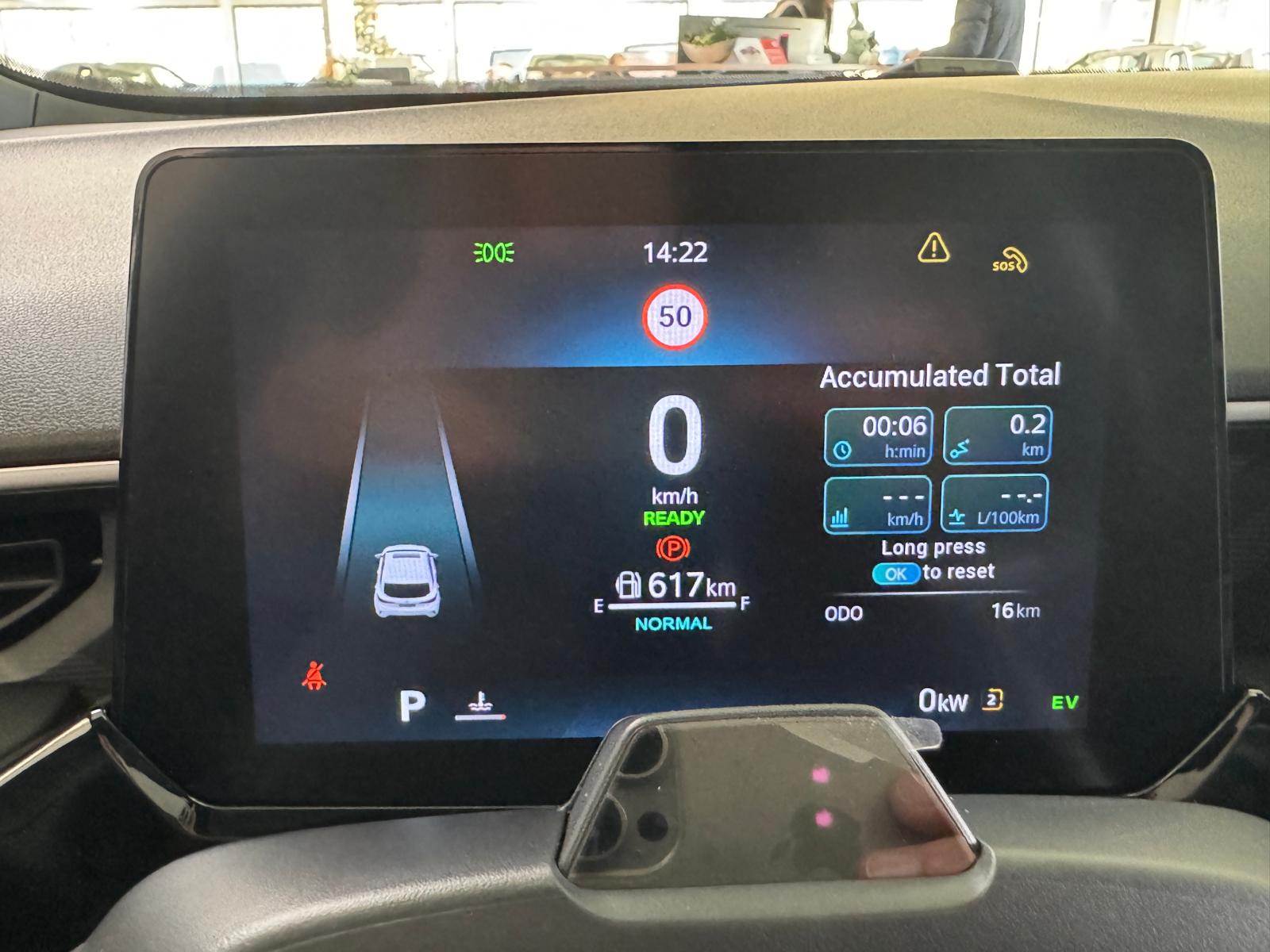 MG 3 1.5 Hybrid Luxury-image-11