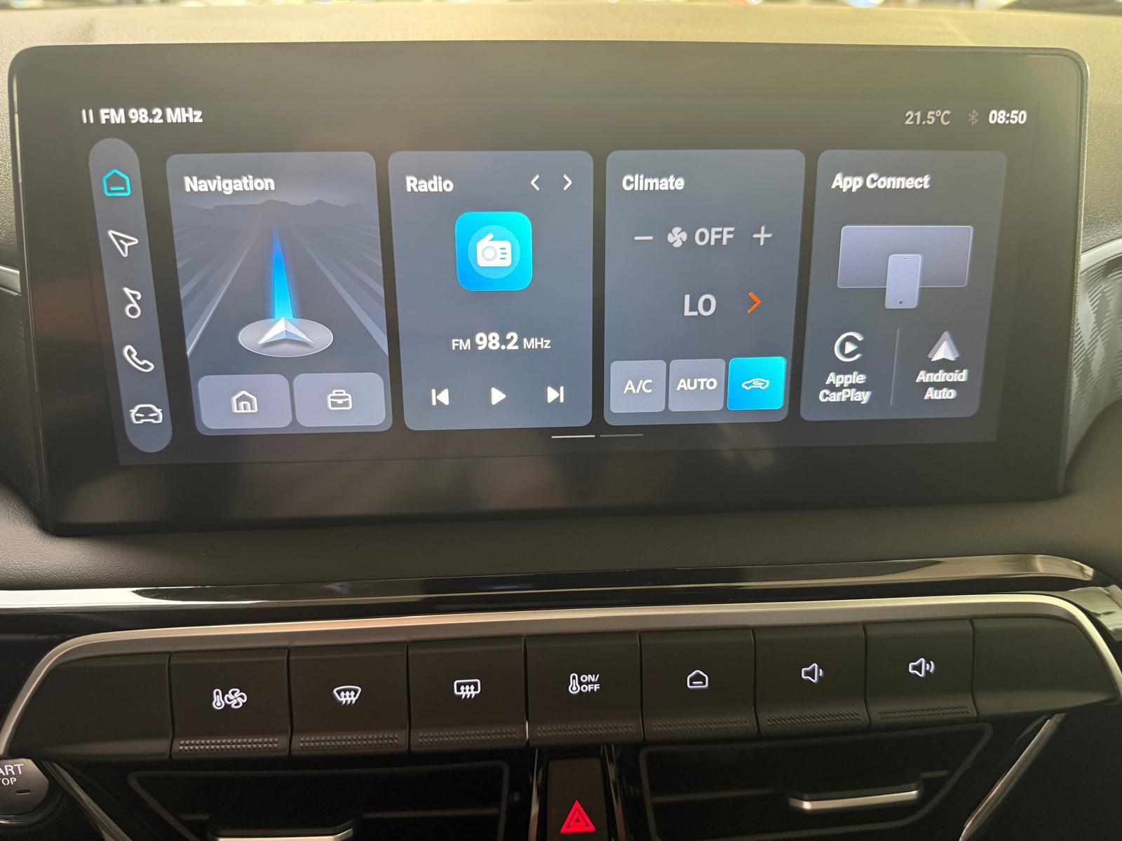 MG 3 1.5 Hybrid Luxury-image-17