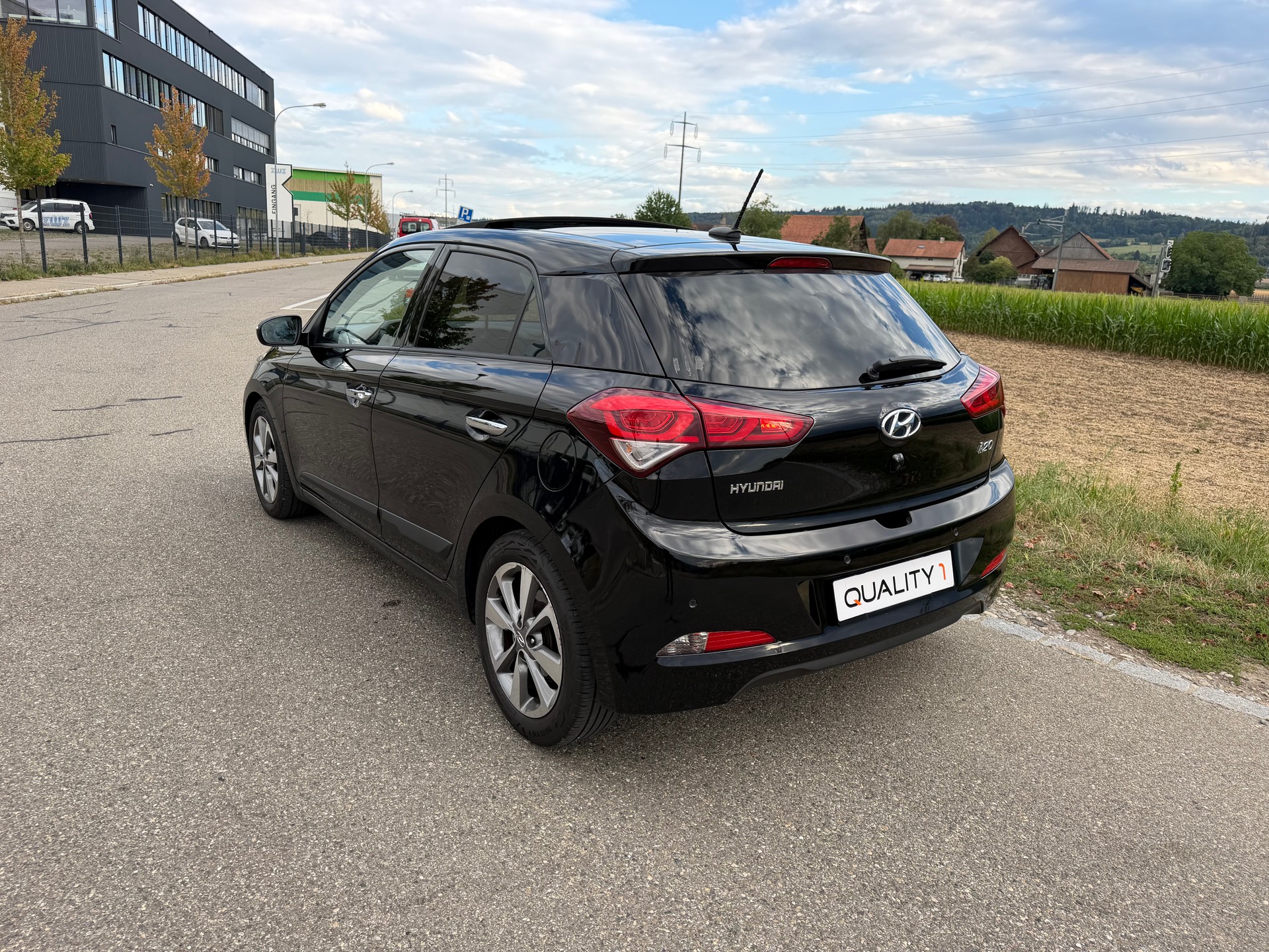 HYUNDAI i20 1.4 ***Vertex*** Automatic-showroom-element-3