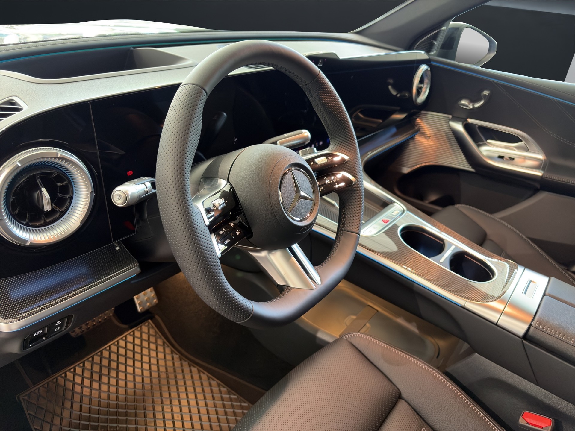 MERCEDES-BENZ GLC 400 4matic-image-11