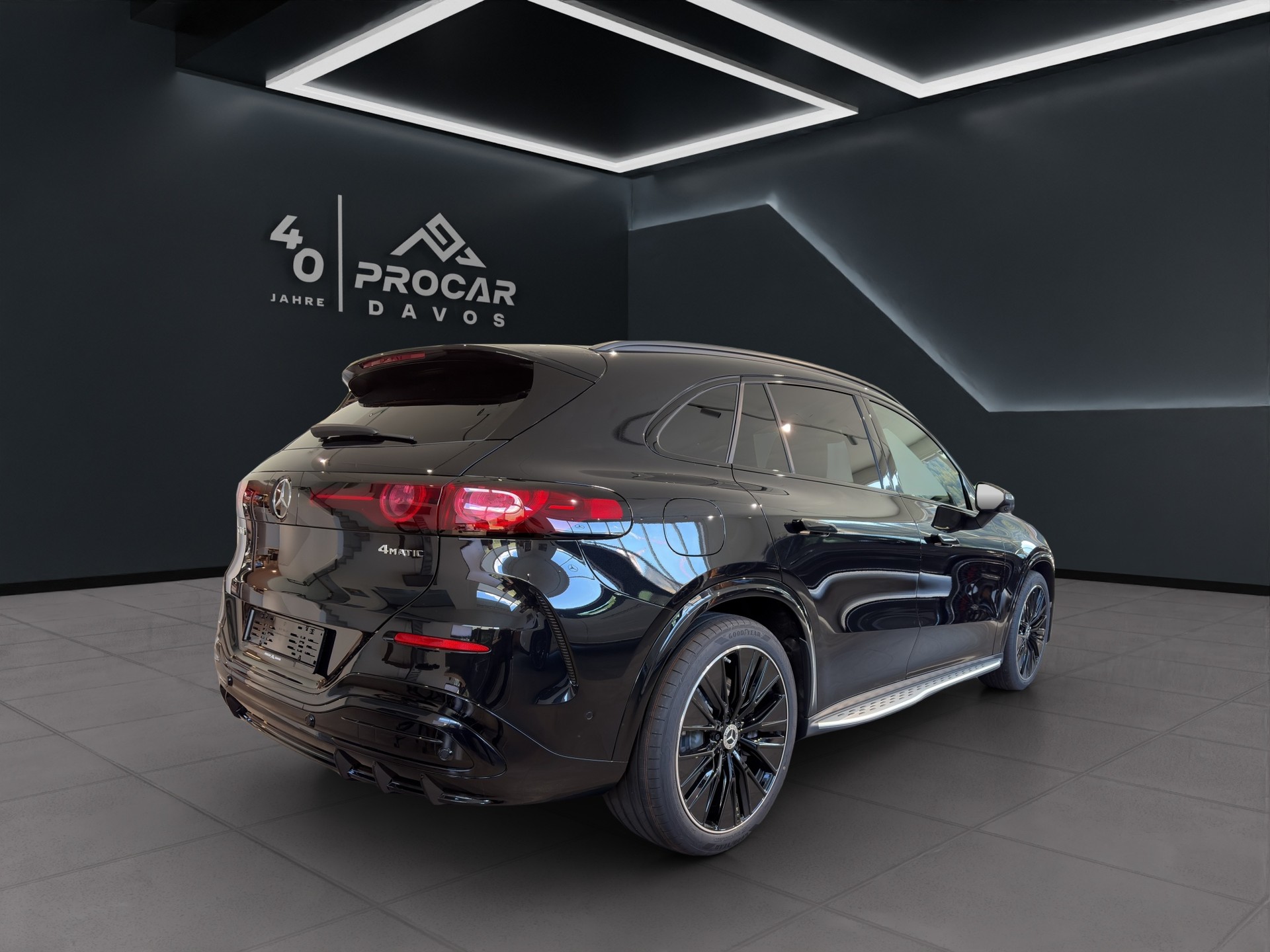 MERCEDES-BENZ GLC 400 4matic-image-2