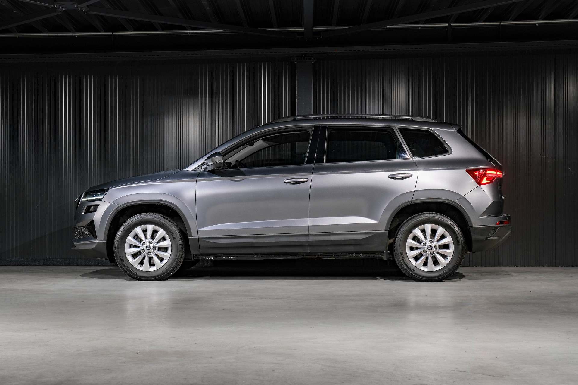 SKODA Karoq 1.5 TSI Fresh DSG-image-8