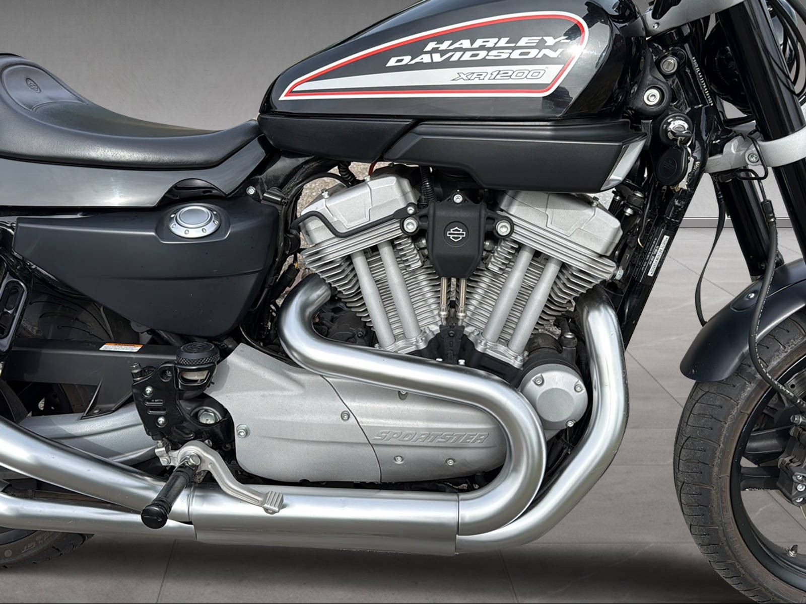 HARLEY-DAVIDSON XR 1200-image-4