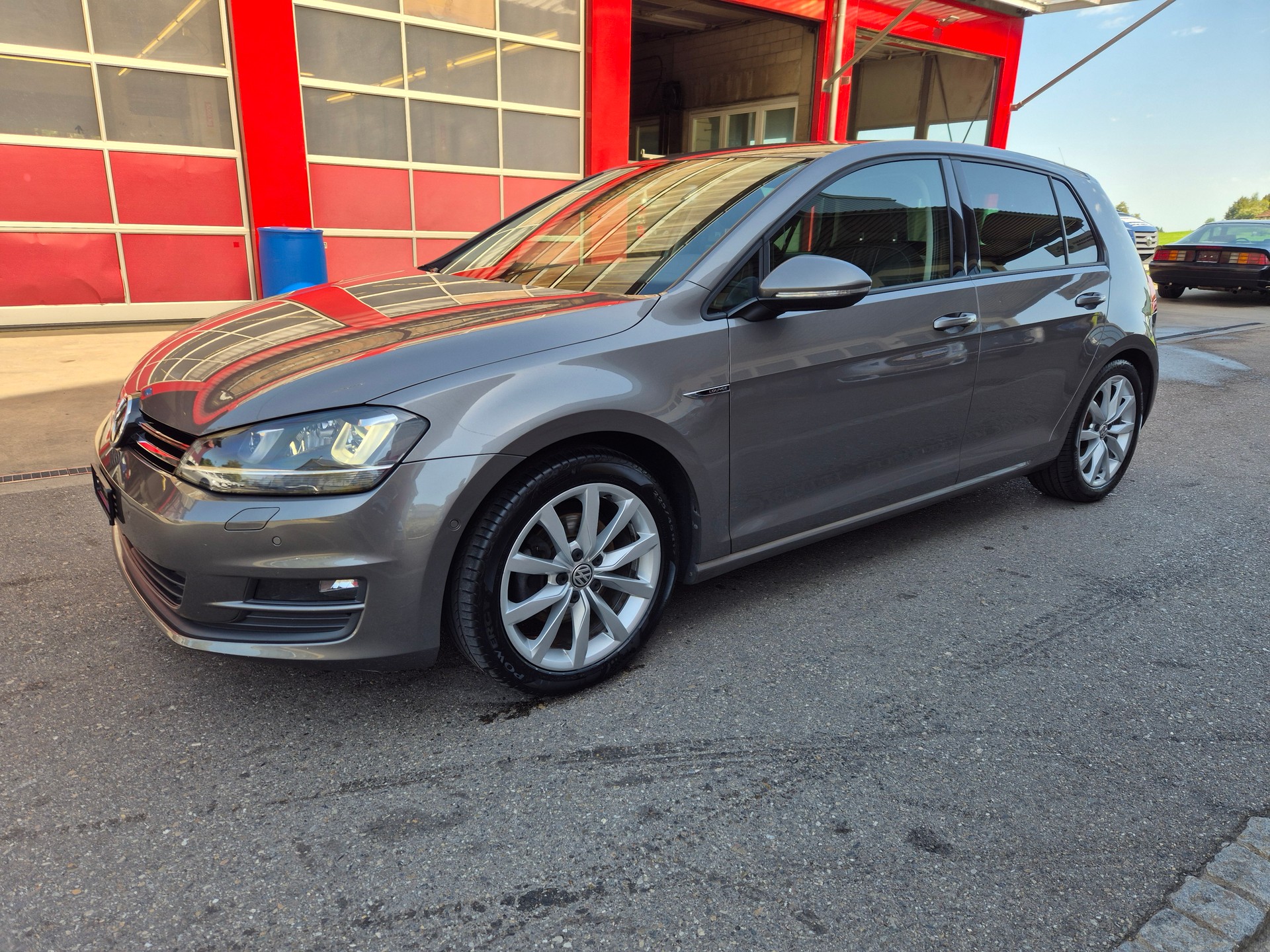 VW Golf 1.4 TSI Lounge-image-2